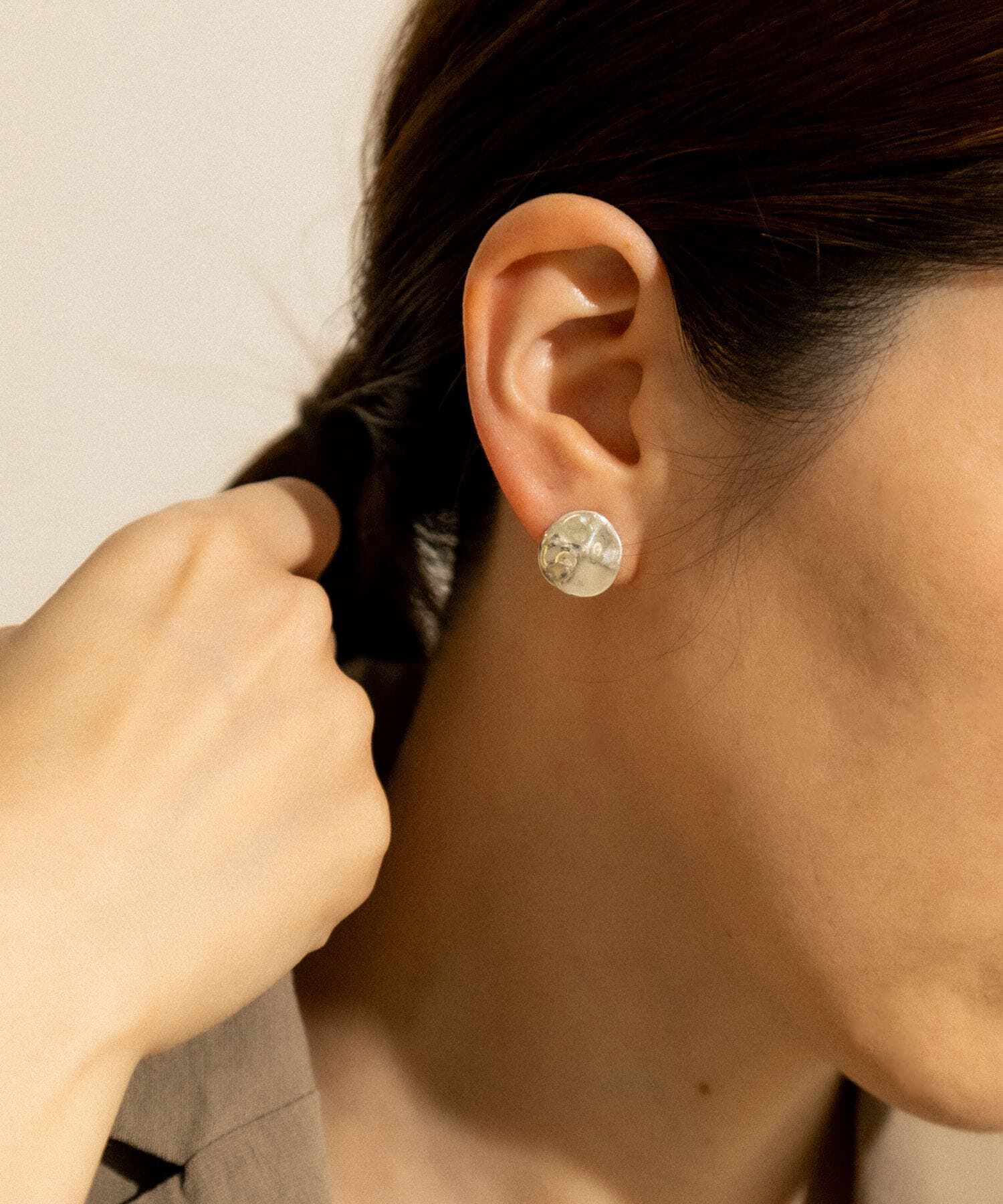 SMELLY「SMELLY so&rsquo;　nuance circle earring」|イヤリング|