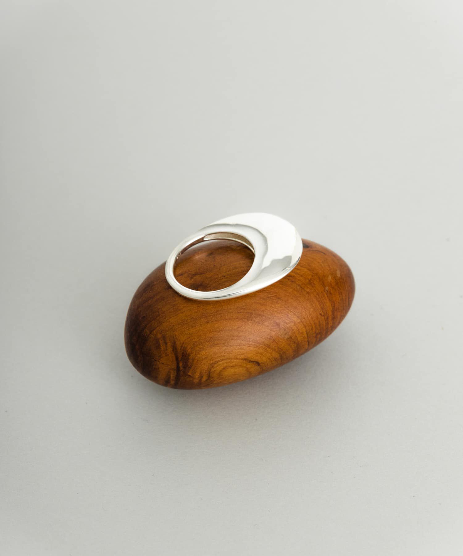 SMELLY「SMELLY so&rsquo;　flat oval ring」|リング|
