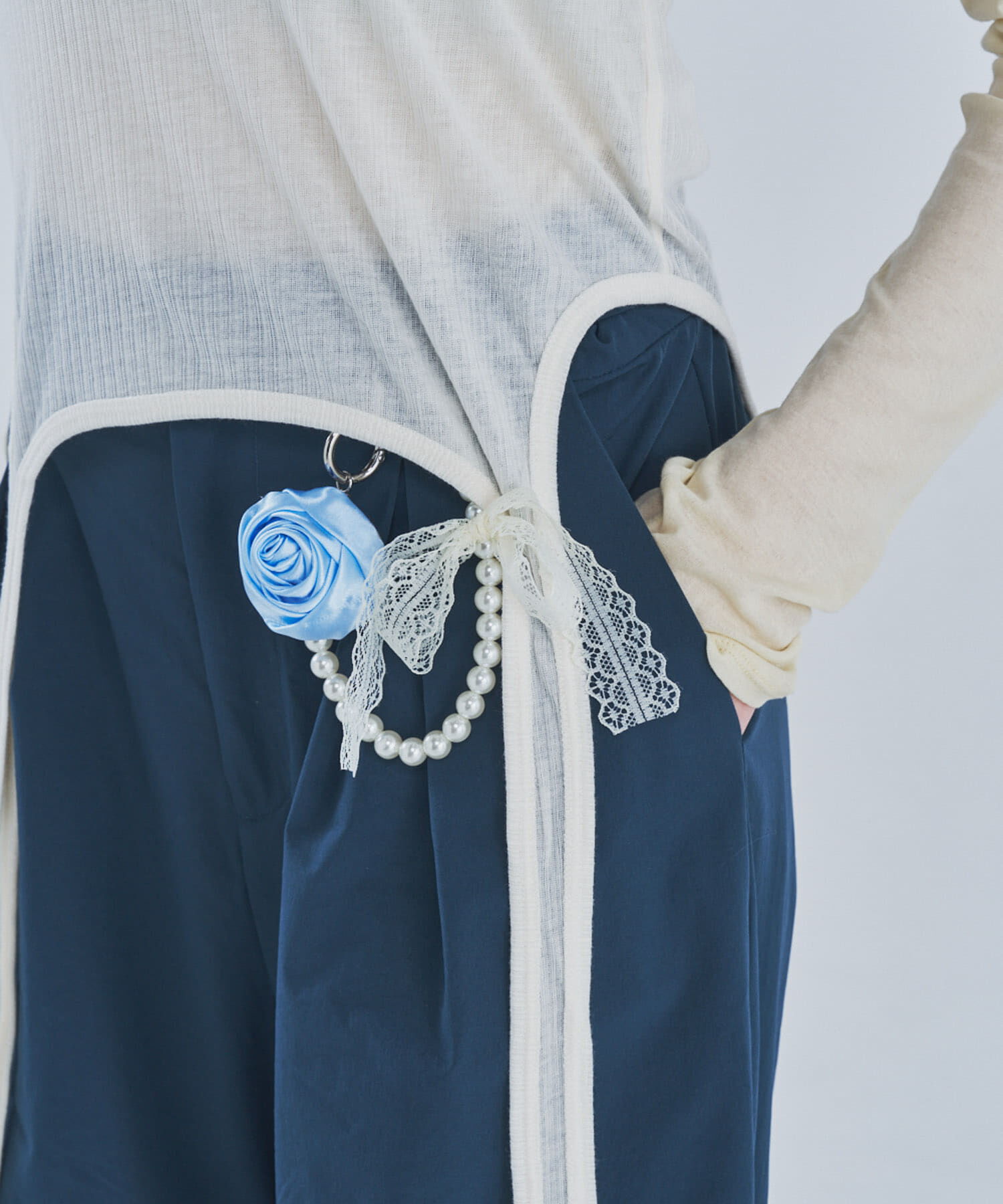 SMELLY「ローズレースリボンストラップ」|チャーム・キーホルダー|