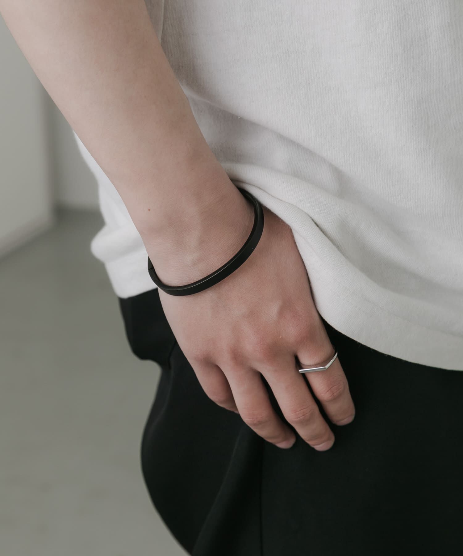 SMELLY「ステンレスマットバングル」|ブレスレット・バングル|