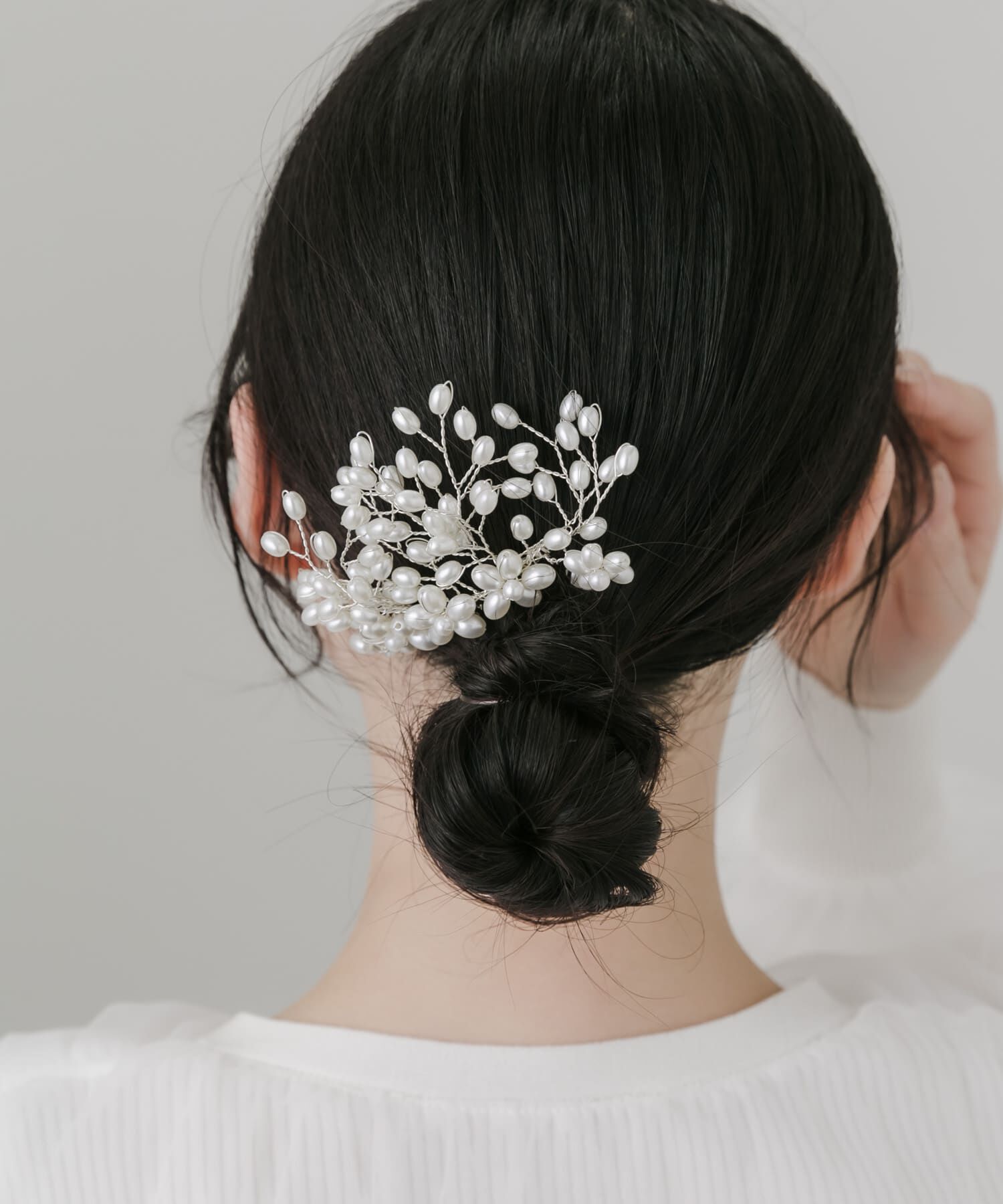 SMELLY「『WEB/一部店舗限定』パールフラワーボリュームドレスコームピン」|その他|