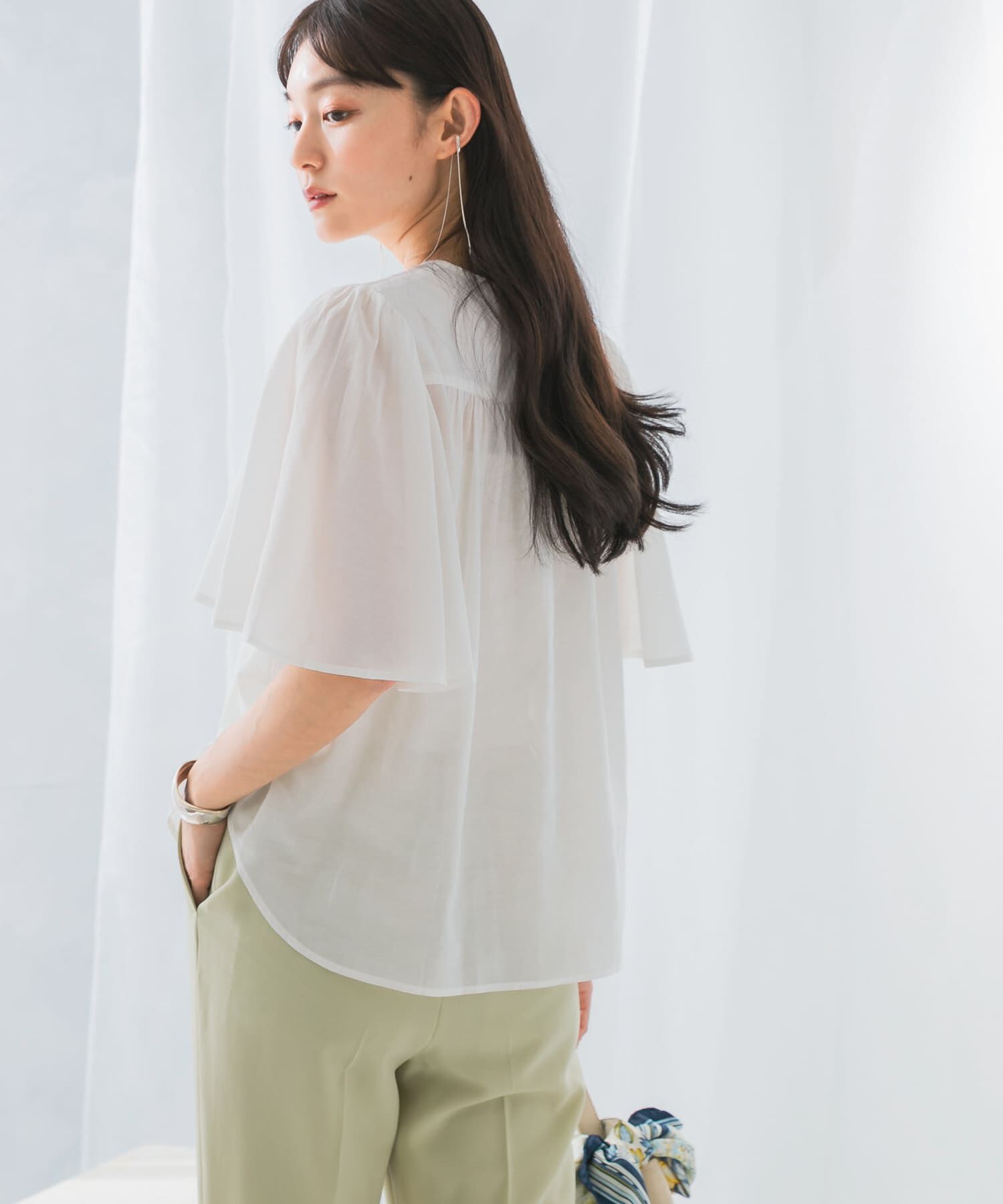 URBAN RESEARCH ROSSO「ウォッシャブルギャザースリーブブラウス」|シャツ・ブラウス|