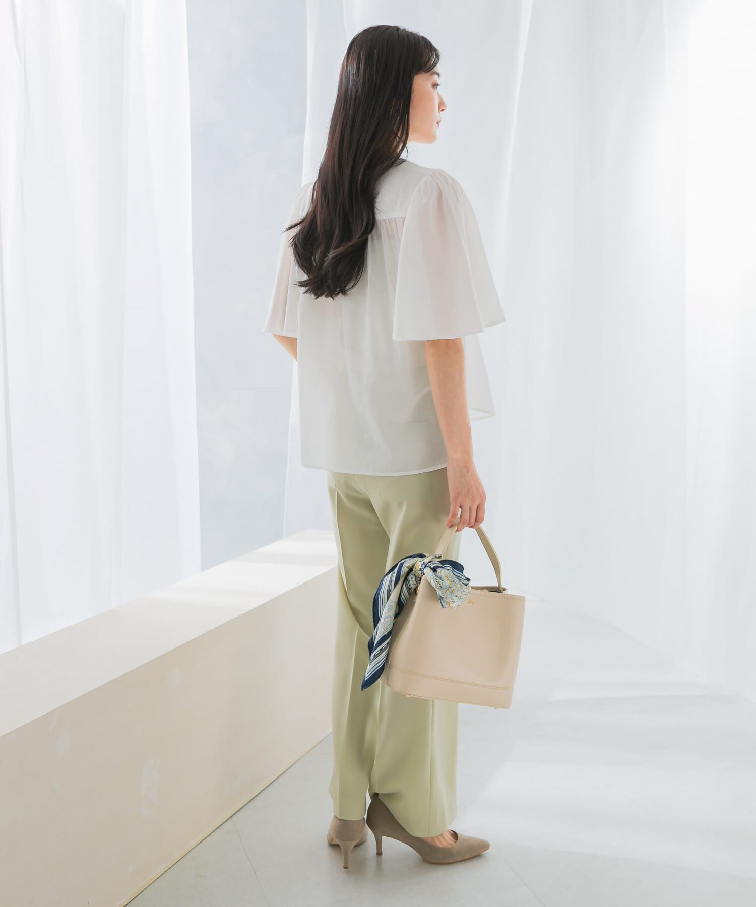 URBAN RESEARCH ROSSO「ウォッシャブルギャザースリーブブラウス」|シャツ・ブラウス|