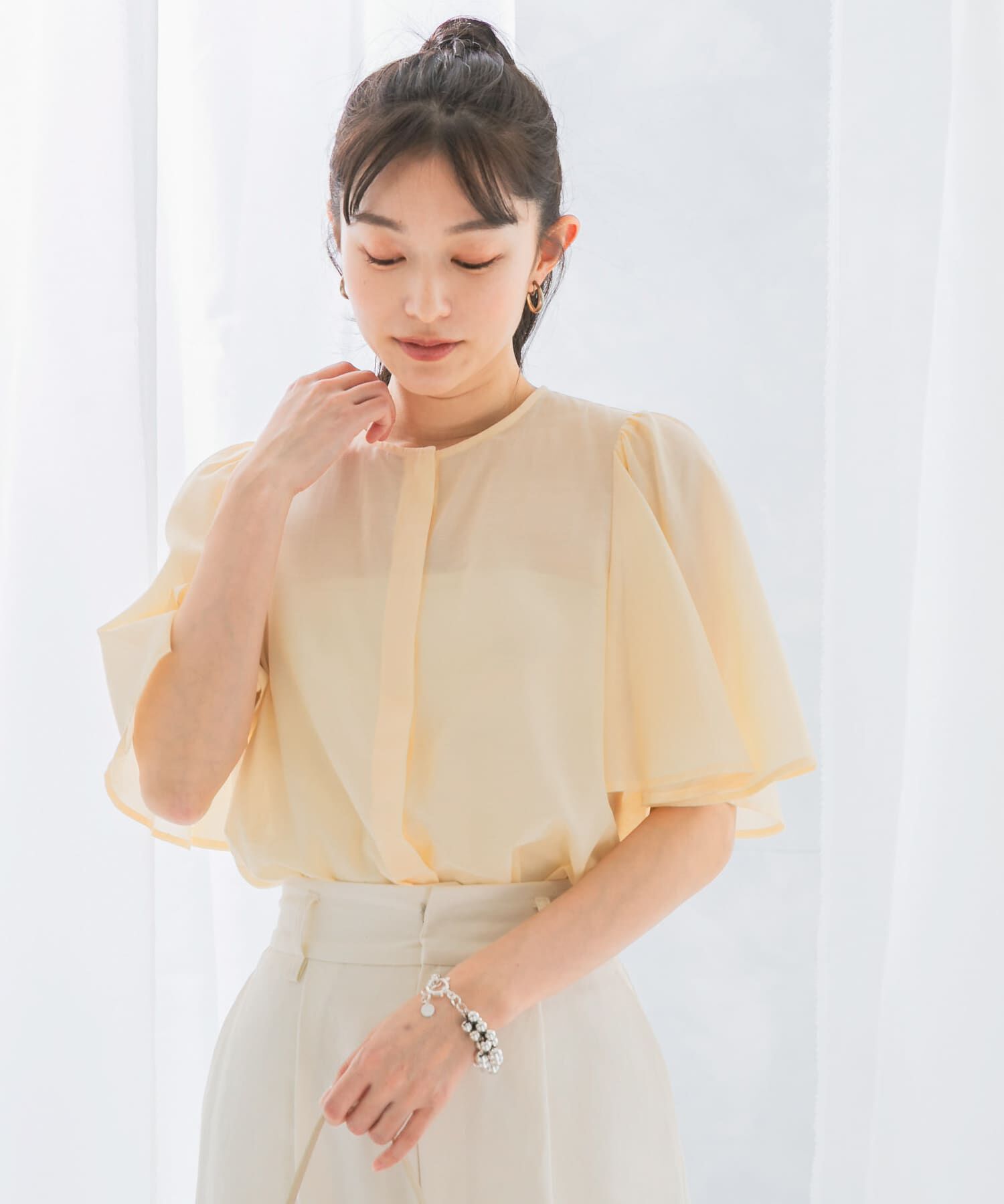 URBAN RESEARCH ROSSO「ウォッシャブルギャザースリーブブラウス」|シャツ・ブラウス|