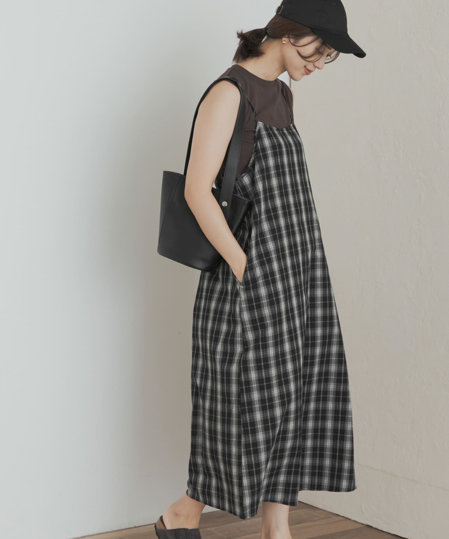 URBAN RESEARCH DOORS「チェックキャミワンピース」|ワンピース|