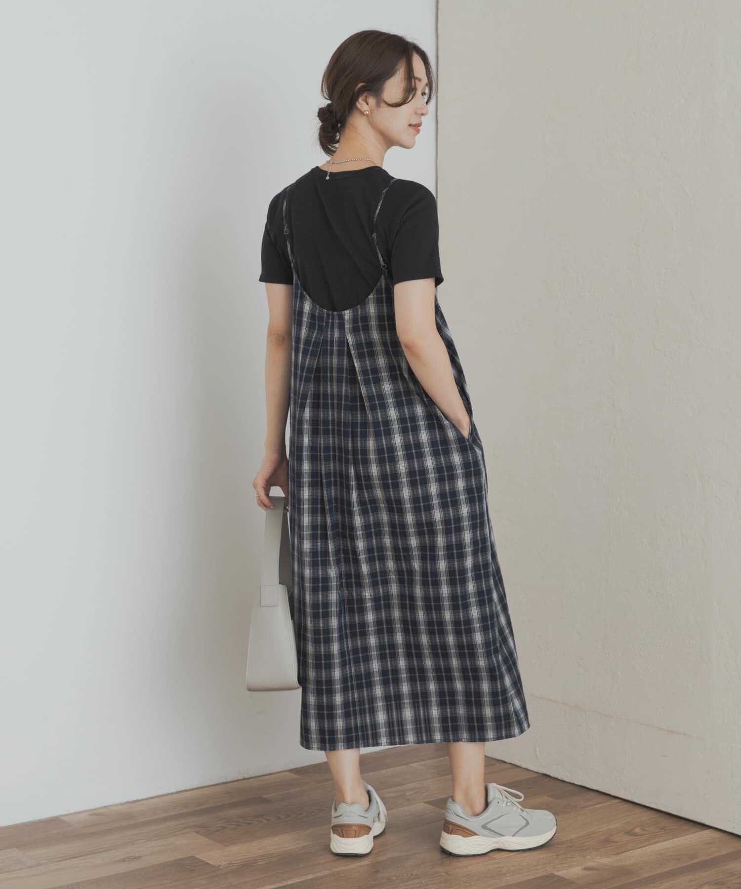URBAN RESEARCH DOORS「チェックキャミワンピース」|ワンピース|
