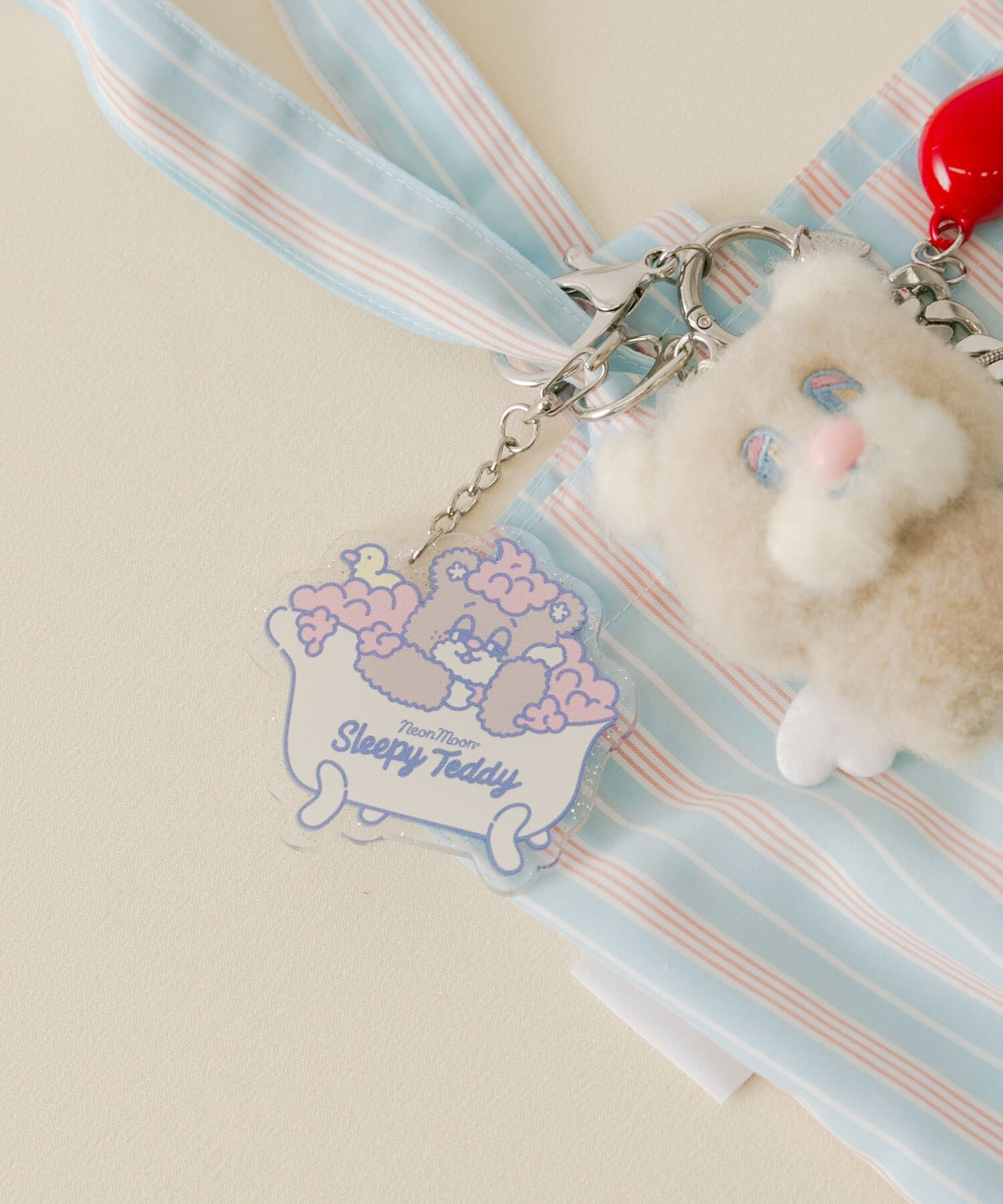 SMELLY「『WEB/一部店舗限定』NEONMOON　Bath KEY HOLDER」|チャーム・キーホルダー|