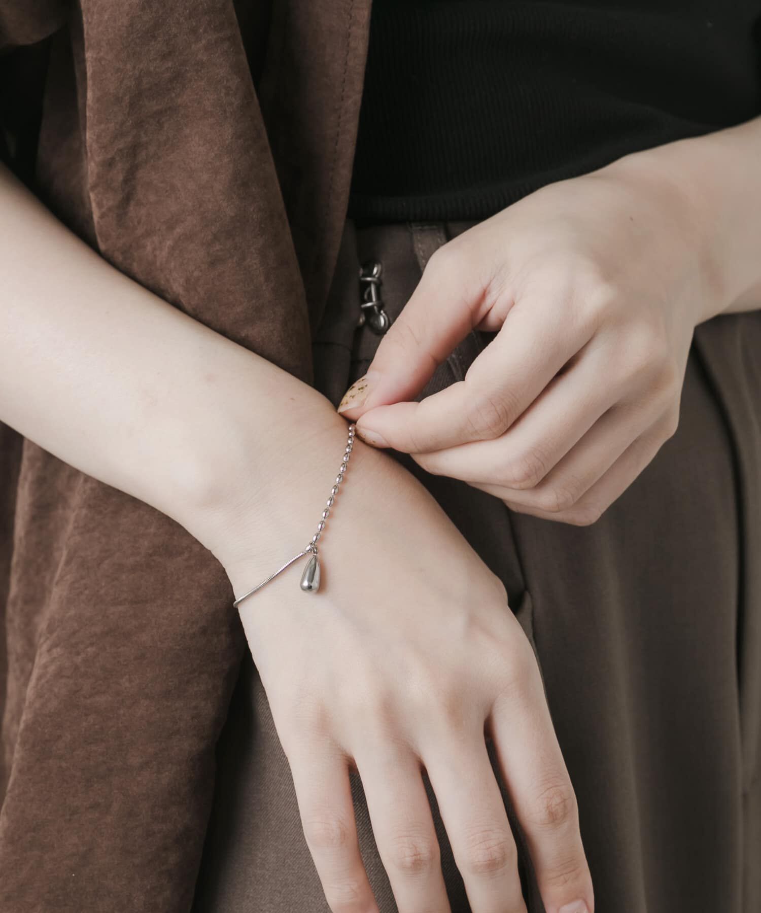 SMELLY「ステンレスドロップトップブレスレット」|ブレスレット・バングル|