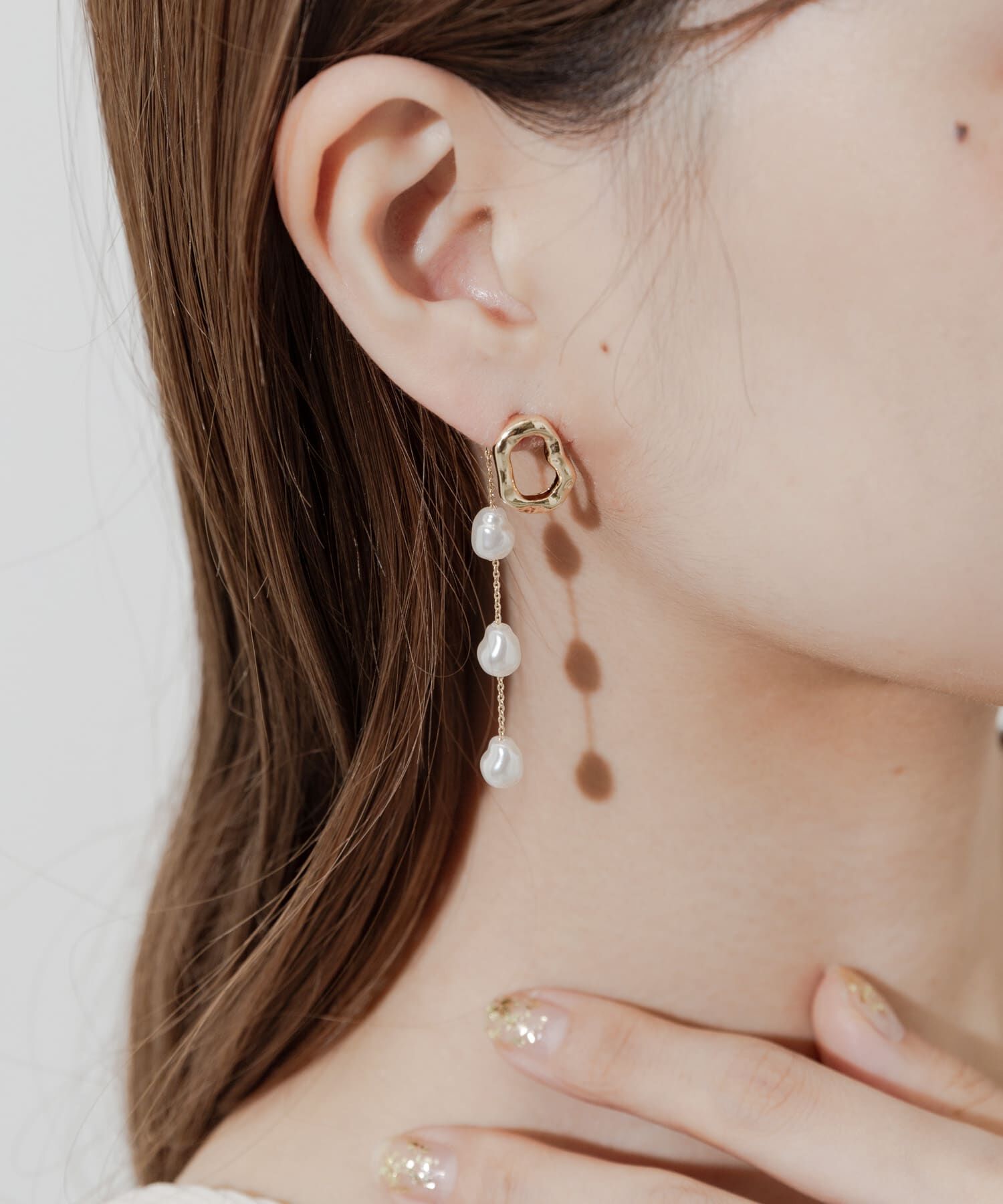 SMELLY「トリプルパールチェーンピアス」|ピアス|