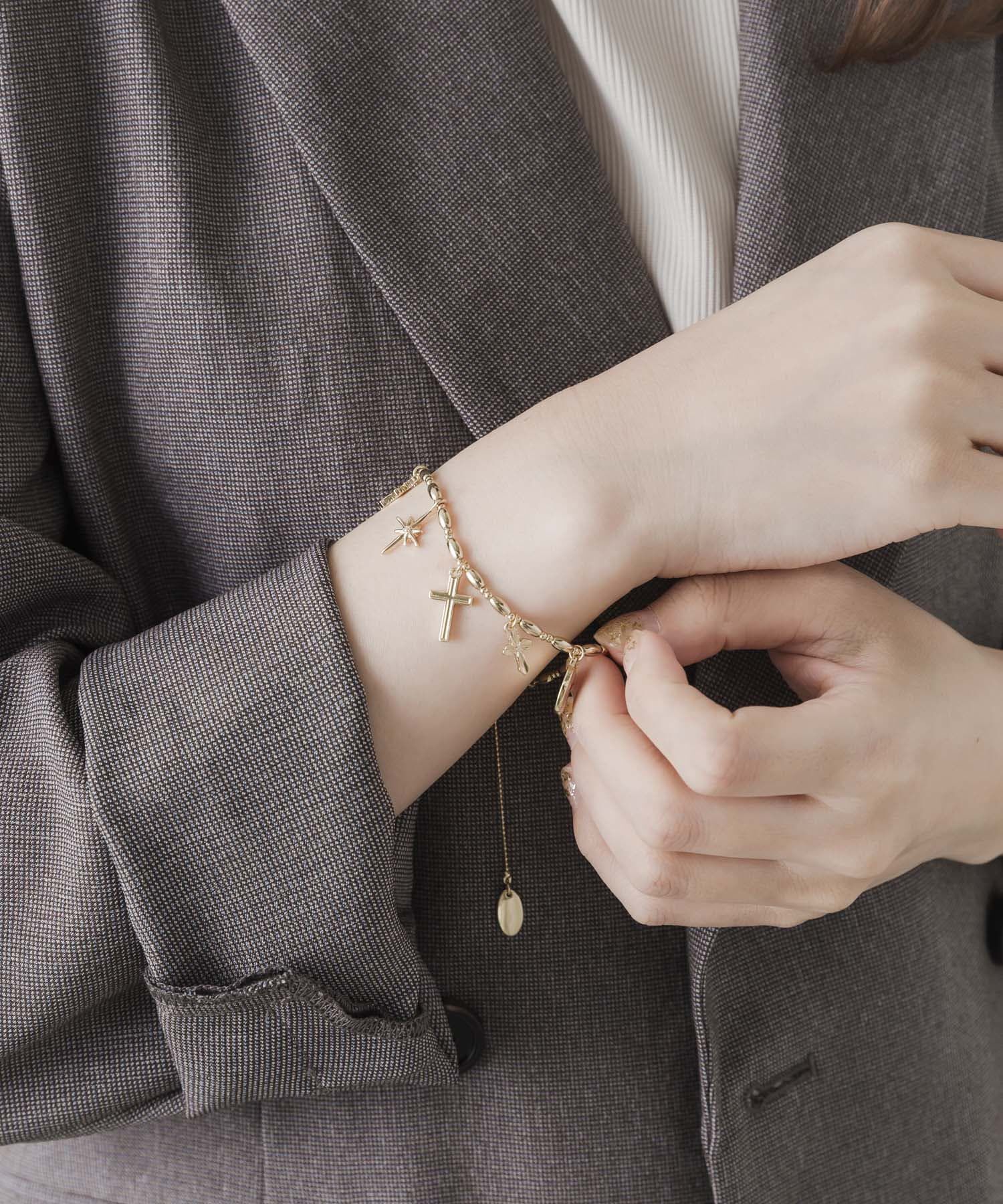 SMELLY「クロスチャームブレスレット」|ブレスレット・バングル|