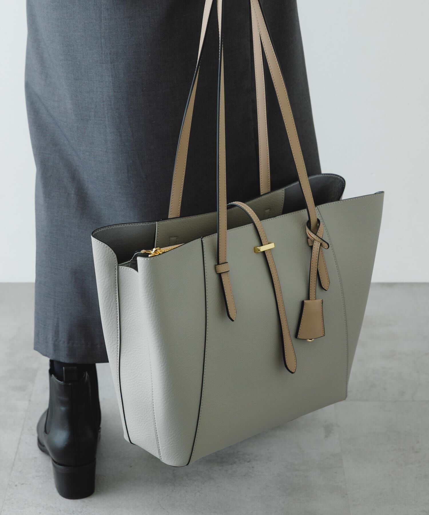 RODE SKO「チャーム付A4トートバッグ」|トートバッグ|