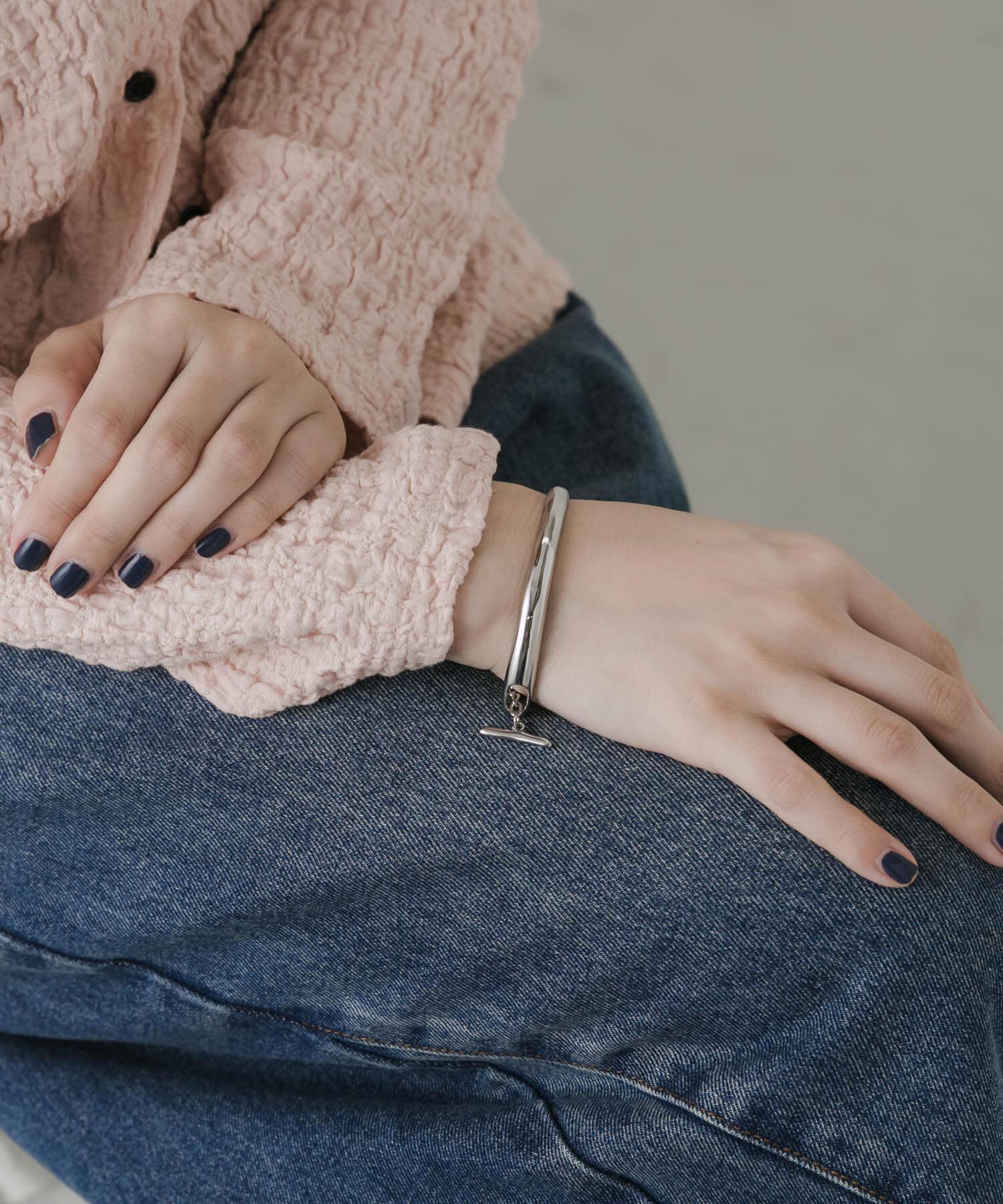 SMELLY「ステンレスカーブバーマンテルブレスレット」|ブレスレット・バングル|