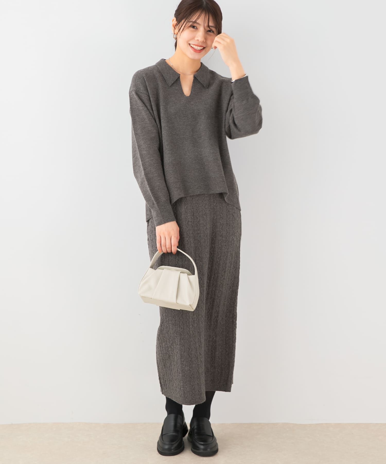 URBAN RESEARCH ROSSO「F by ROSSO　ウォッシャブル抗ピルニット+スカート」|ニット・セーター|