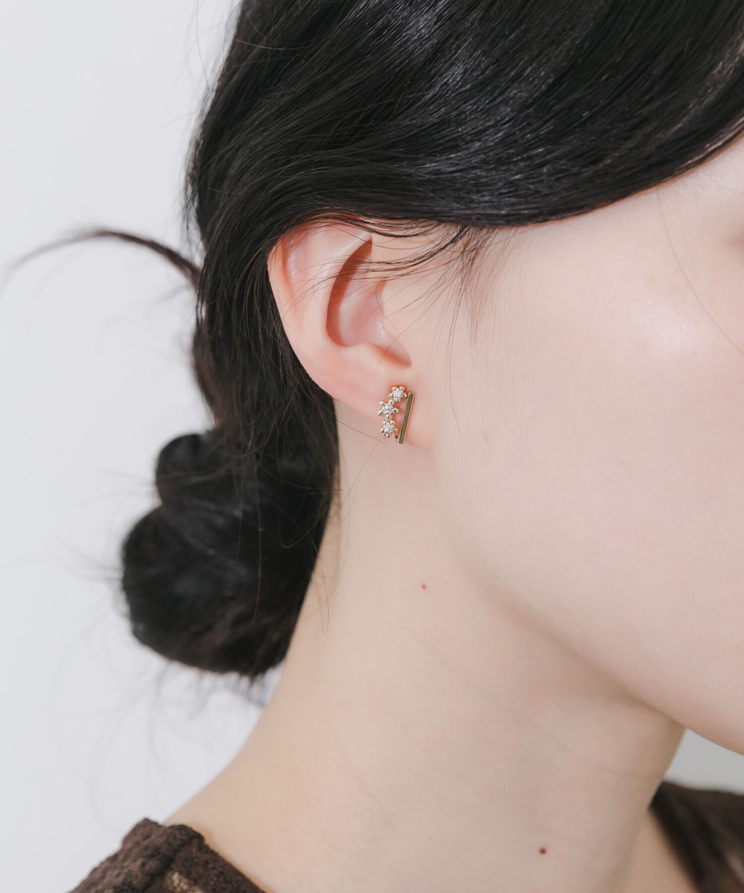 SMELLY「フラワービジューオメガイヤリング」|イヤリング|