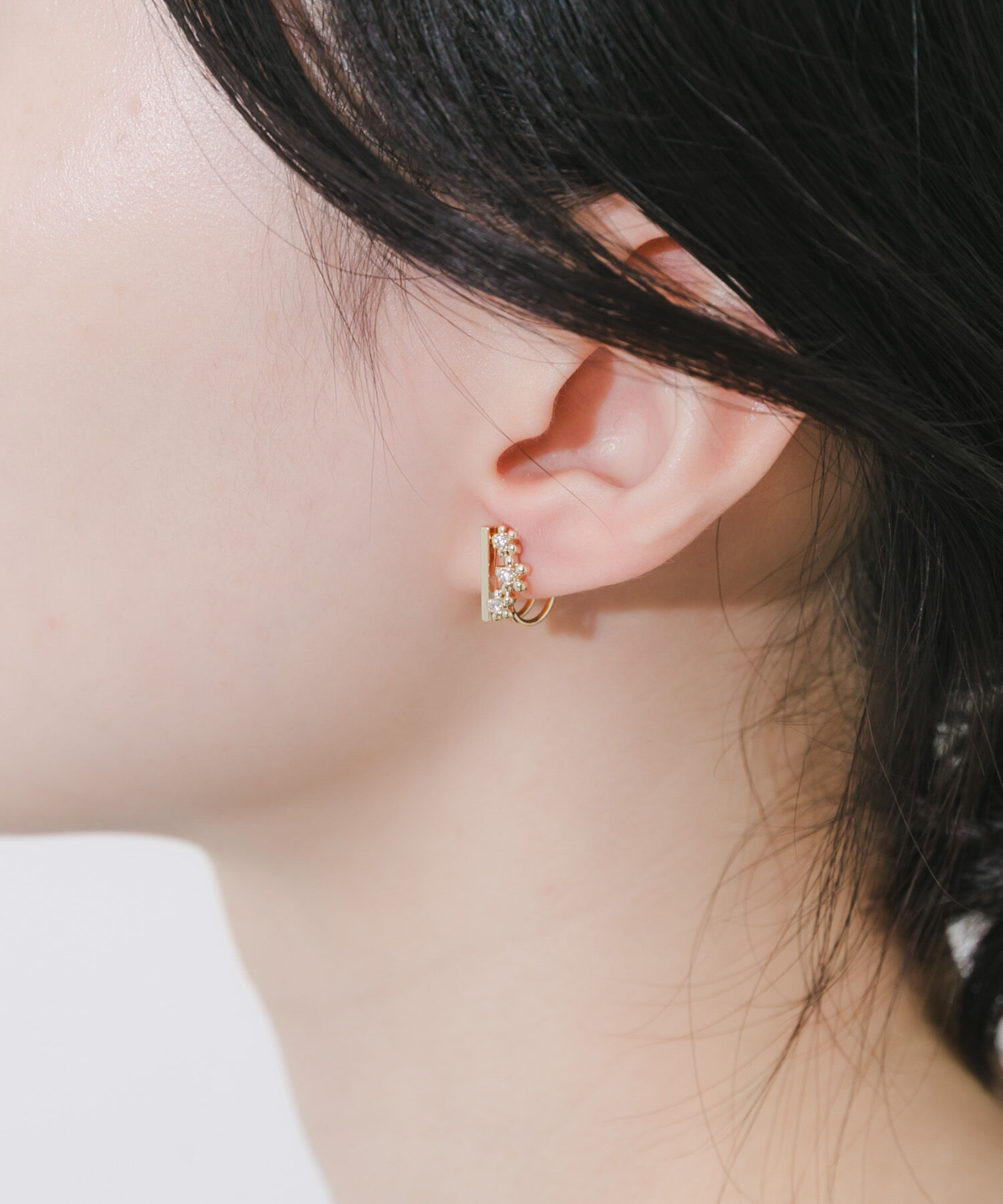 SMELLY「フラワービジューオメガイヤリング」|イヤリング|