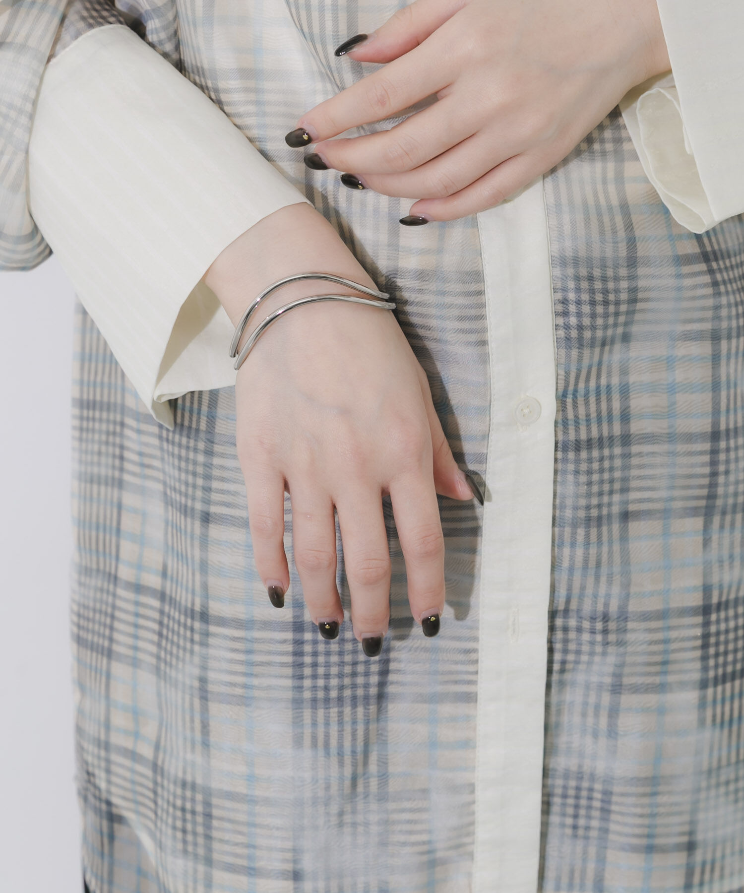 SMELLY「ダブルラインウェーブバングル」|ブレスレット・バングル|