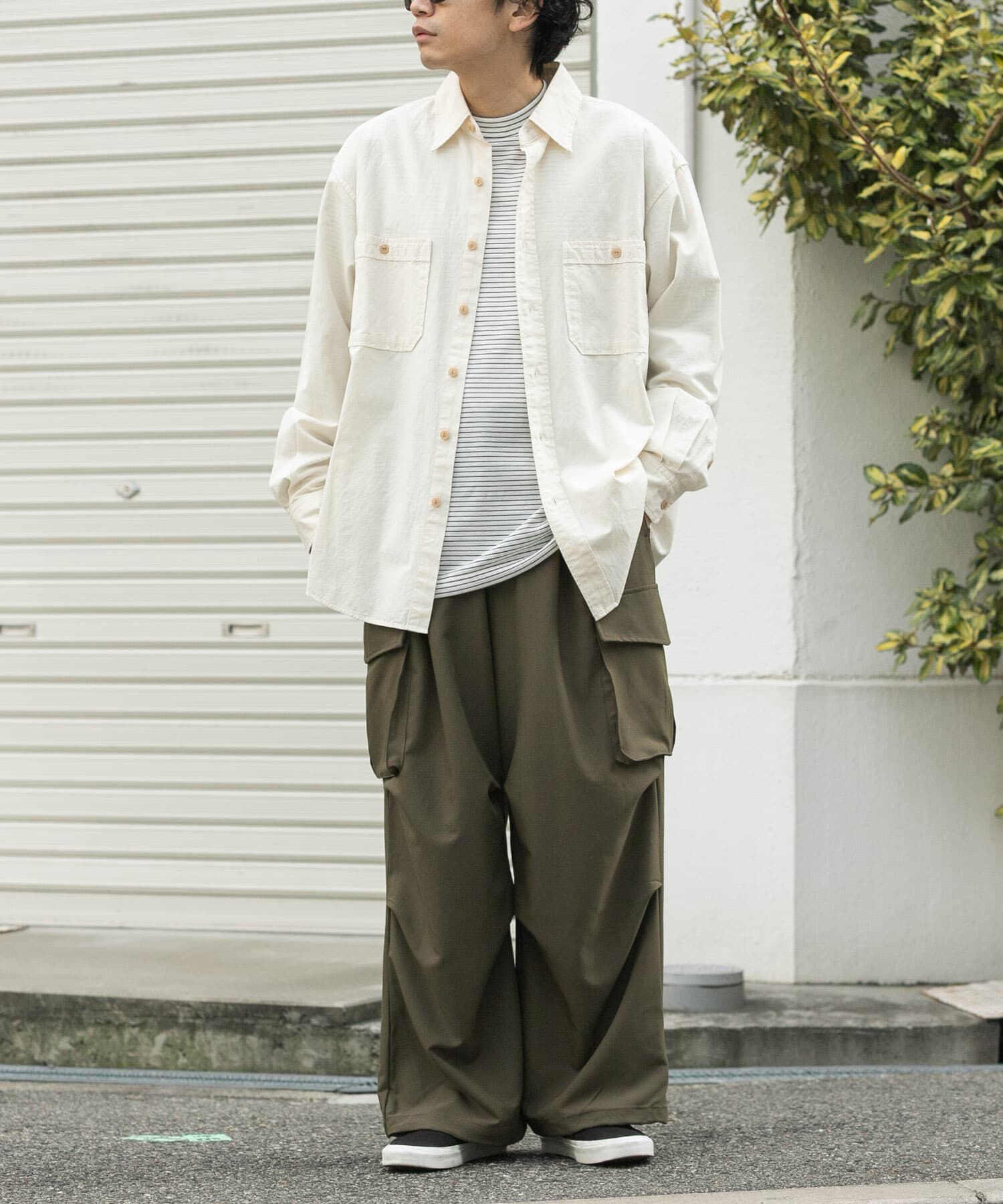 URBAN RESEARCH DOORS「FORK&SPOON　ダブルポケットシャンブレーシャツ」|シャツ・ブラウス|