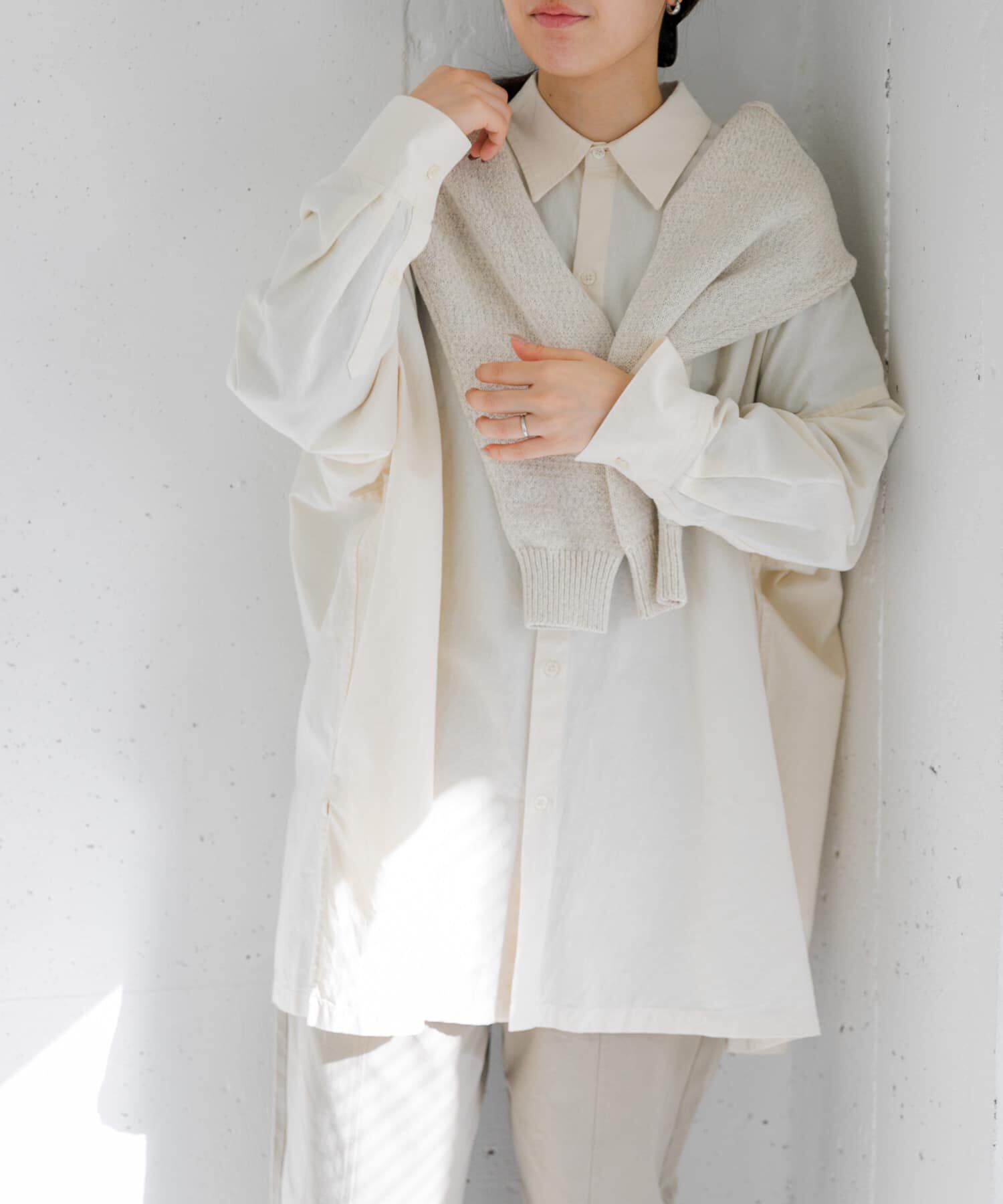 URBAN RESEARCH DOORS「FORK&SPOON　ビッグシャンブレーシャツ」|シャツ・ブラウス|アイボリー