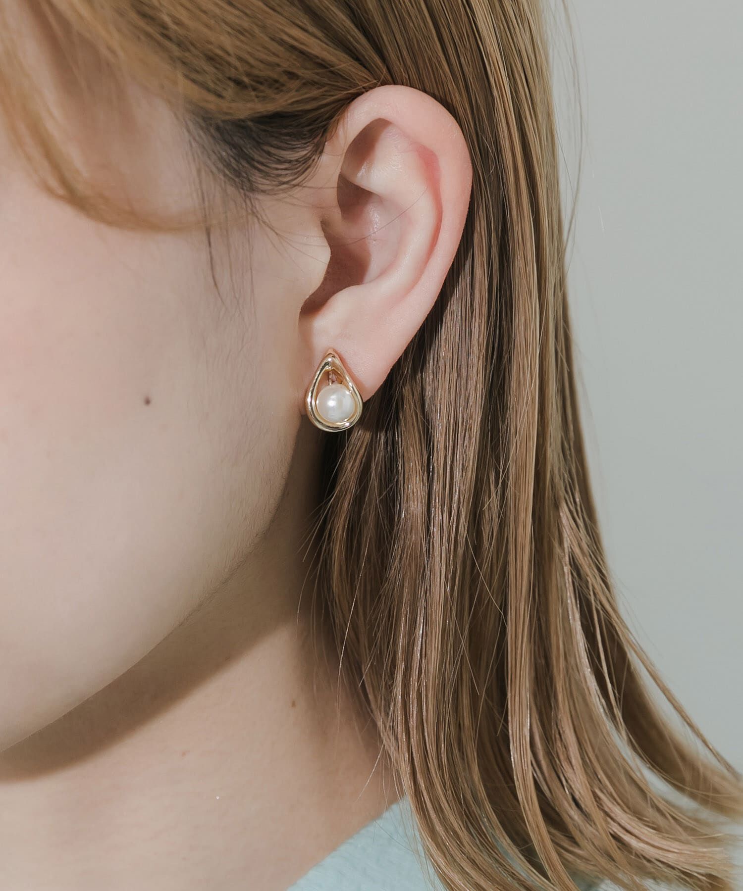 SMELLY「ニュアンスドロップパールイヤリング」|イヤリング|