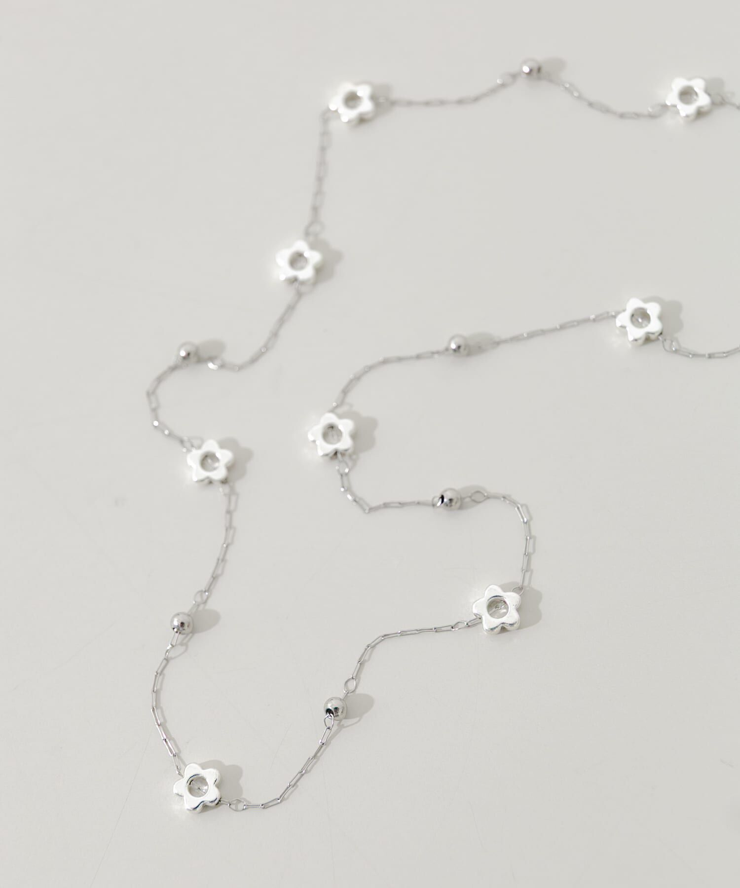 SMELLY「ステンレスフラワーモチーフネックレス」|ネックレス|