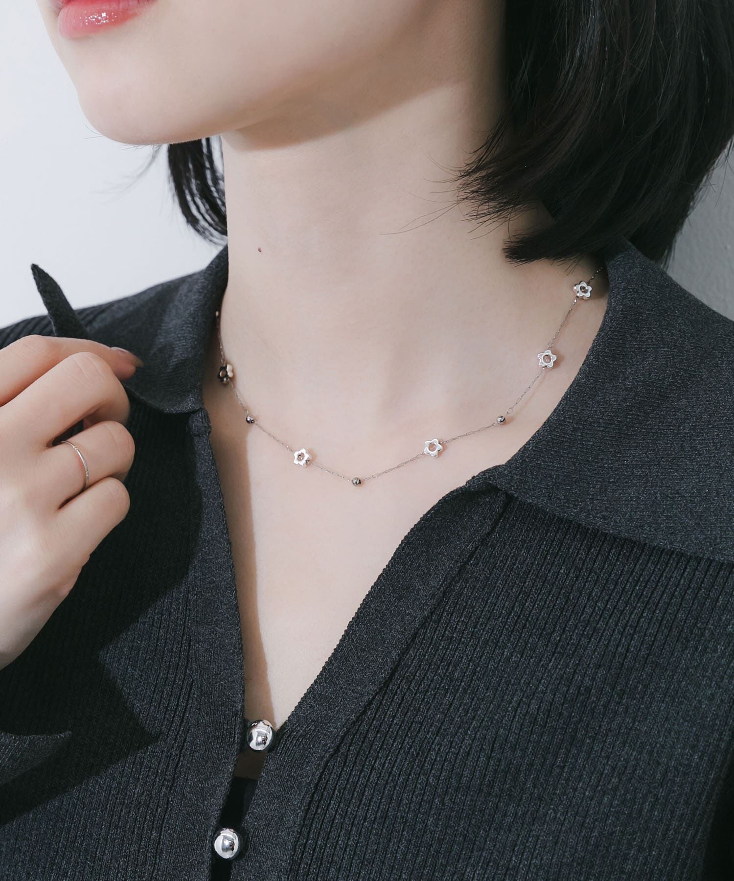 SMELLY「ステンレスフラワーモチーフネックレス」|ネックレス|