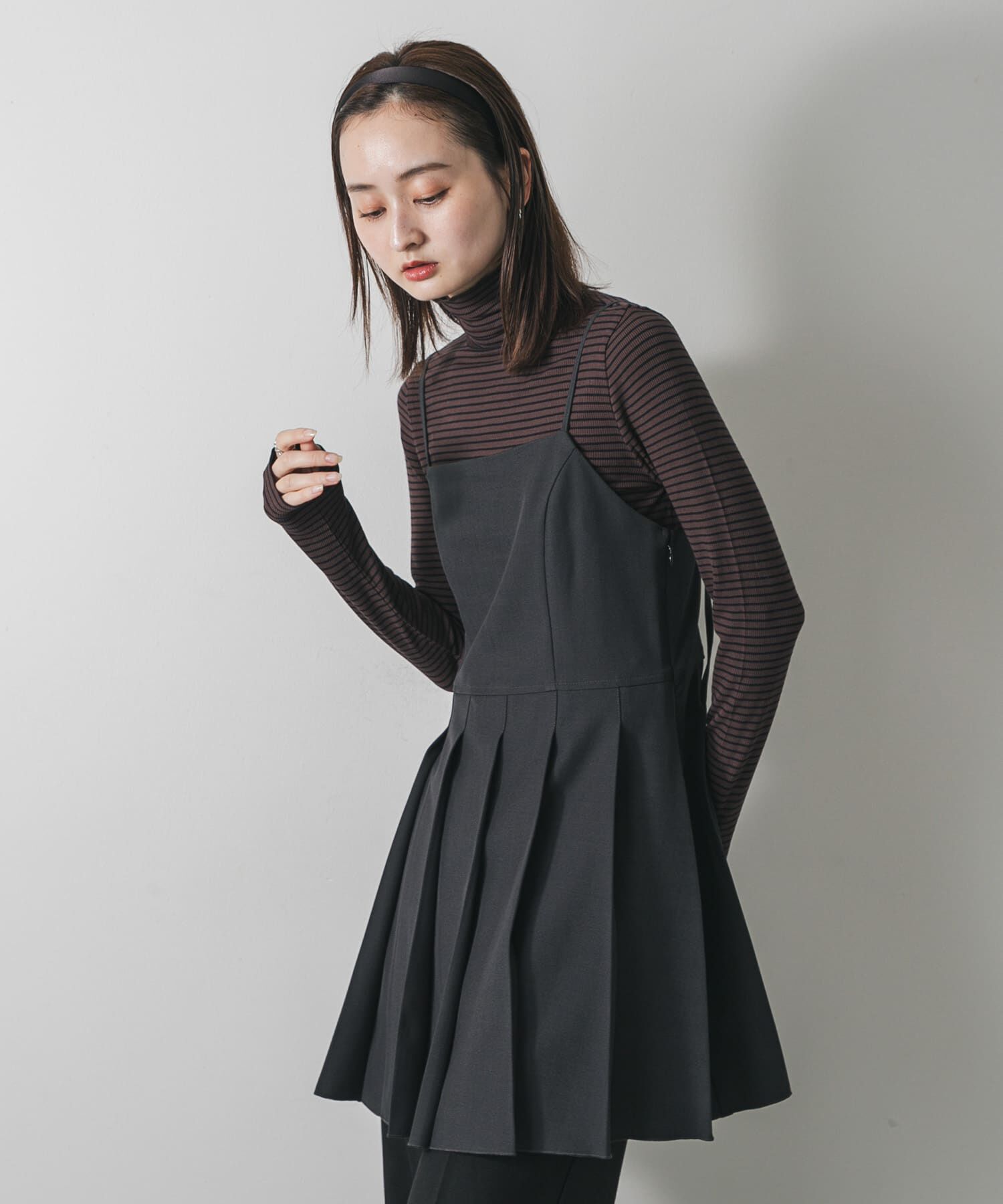 SENSE OF PLACE by URBAN RESEARCH「プリーツミニキャミワンピース」|ワンピース|