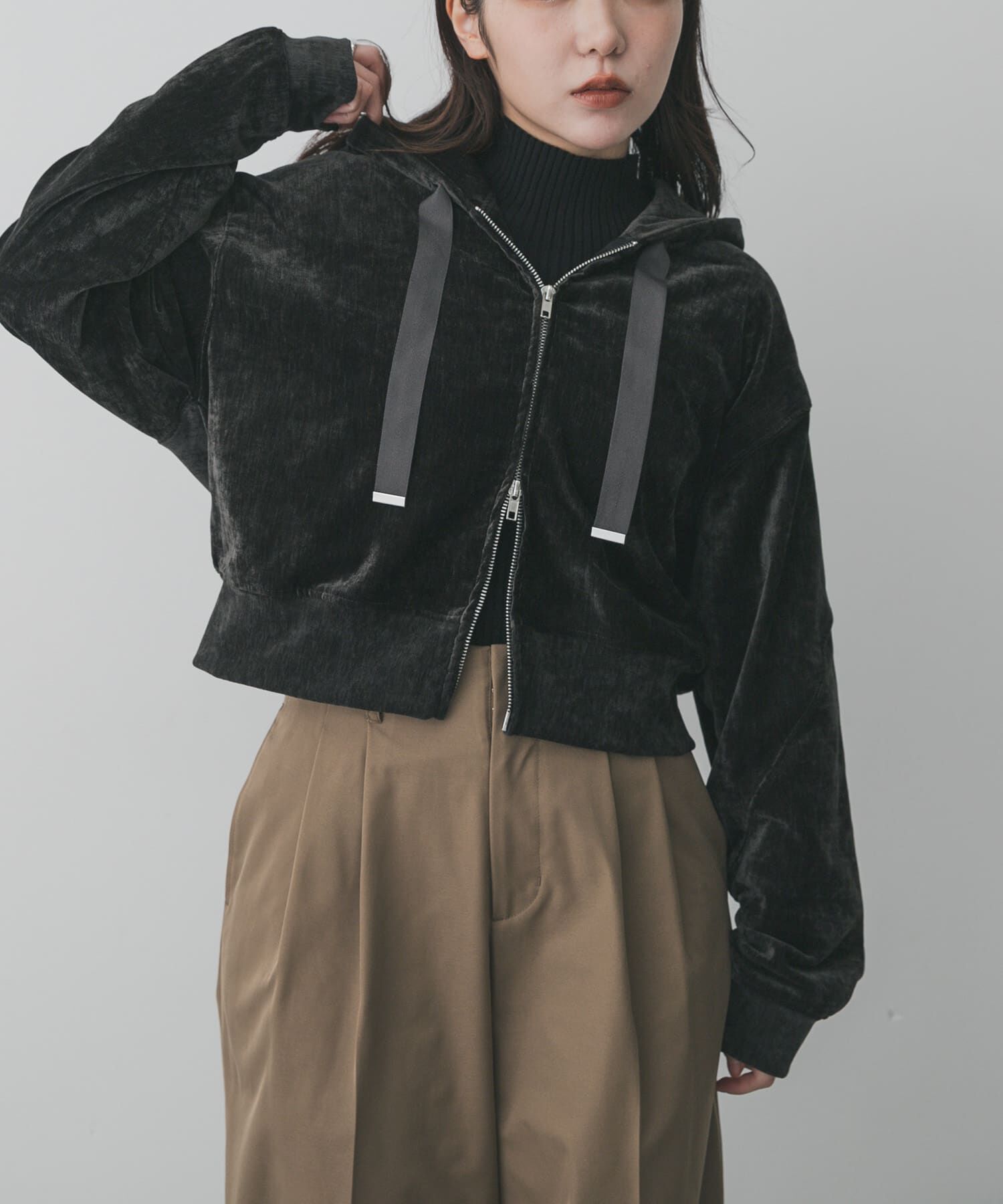 SENSE OF PLACE by URBAN RESEARCH「ベロアジップフーディ」|パーカー|チャコールグレー