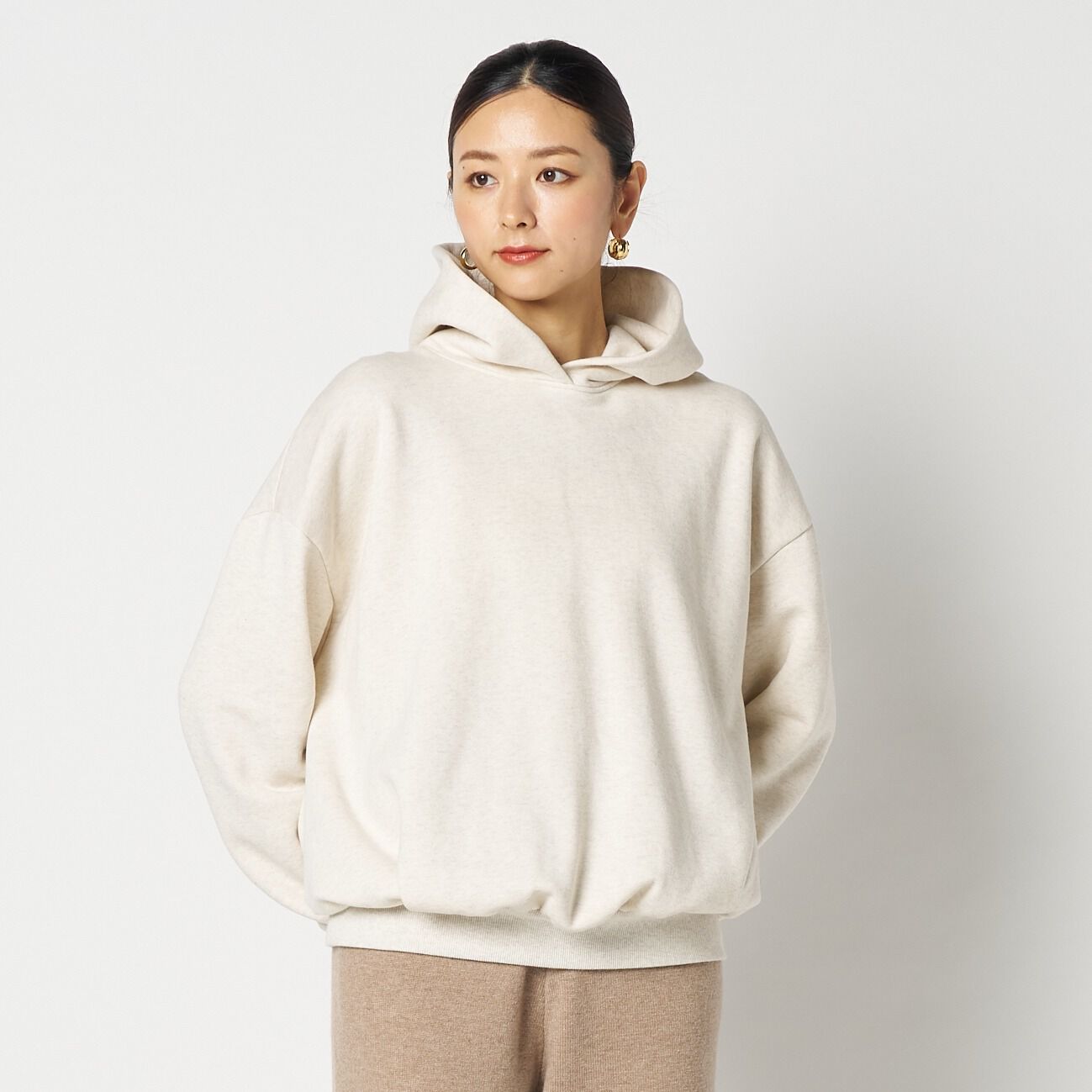 HELIOPOLE「HELIOPOLE GATHERED WAIST SWEAT HOODIE」|パーカー|