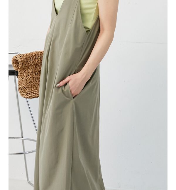  「ナイロンVネックキャミワンピース」|ワンピース|