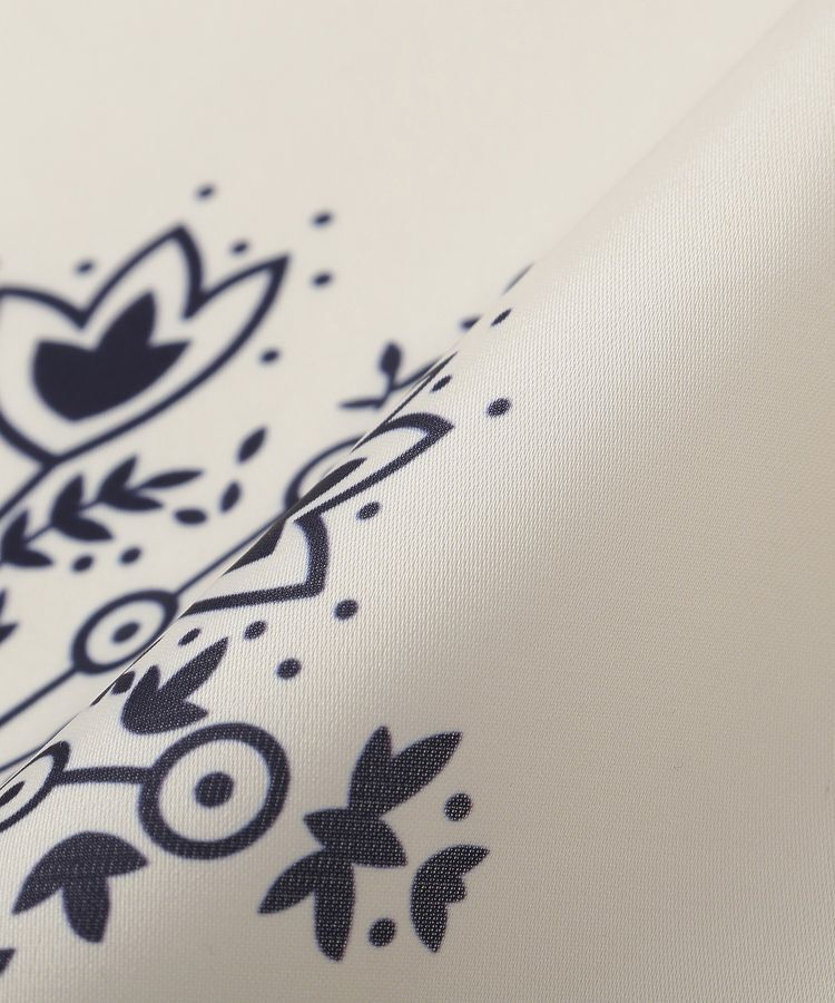 earth music&ecology「ボタニカル柄スカーフ(70&times;70)」|バンダナ・スカーフ|