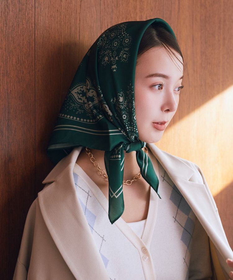 earth music&ecology「ボタニカル柄スカーフ(70&times;70)」|バンダナ・スカーフ|Green