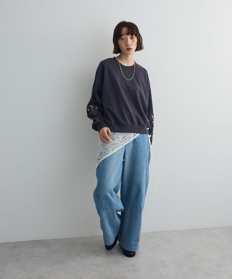 AnriettMusee「フラワーくり抜き刺繍スウェットプルオーバー」|スウェット・ジャージ|