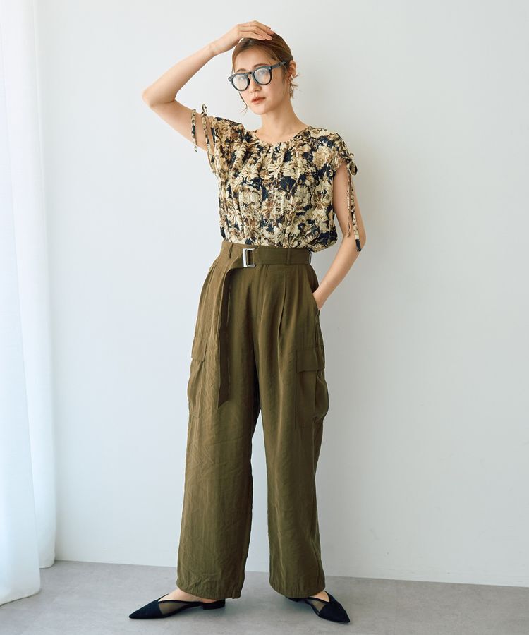 YECCA VECCA「【DOLL UP OOPS】フラワープリントギャザーブラウス」|シャツ・ブラウス|