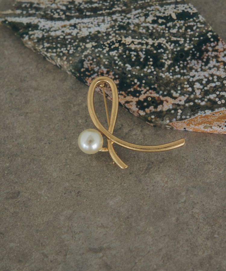 YECCA VECCA「ニュアンスラインパールブローチ」|その他|