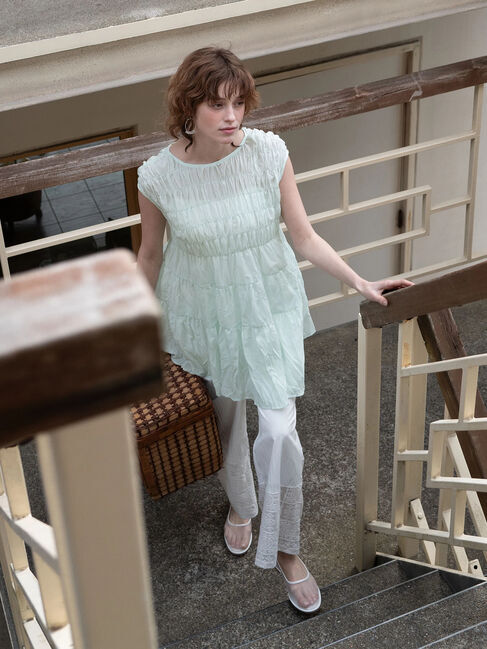 Lugnoncure「シャーリングティアードブラウス《2025summer catalog item》」|シャツ・ブラウス|