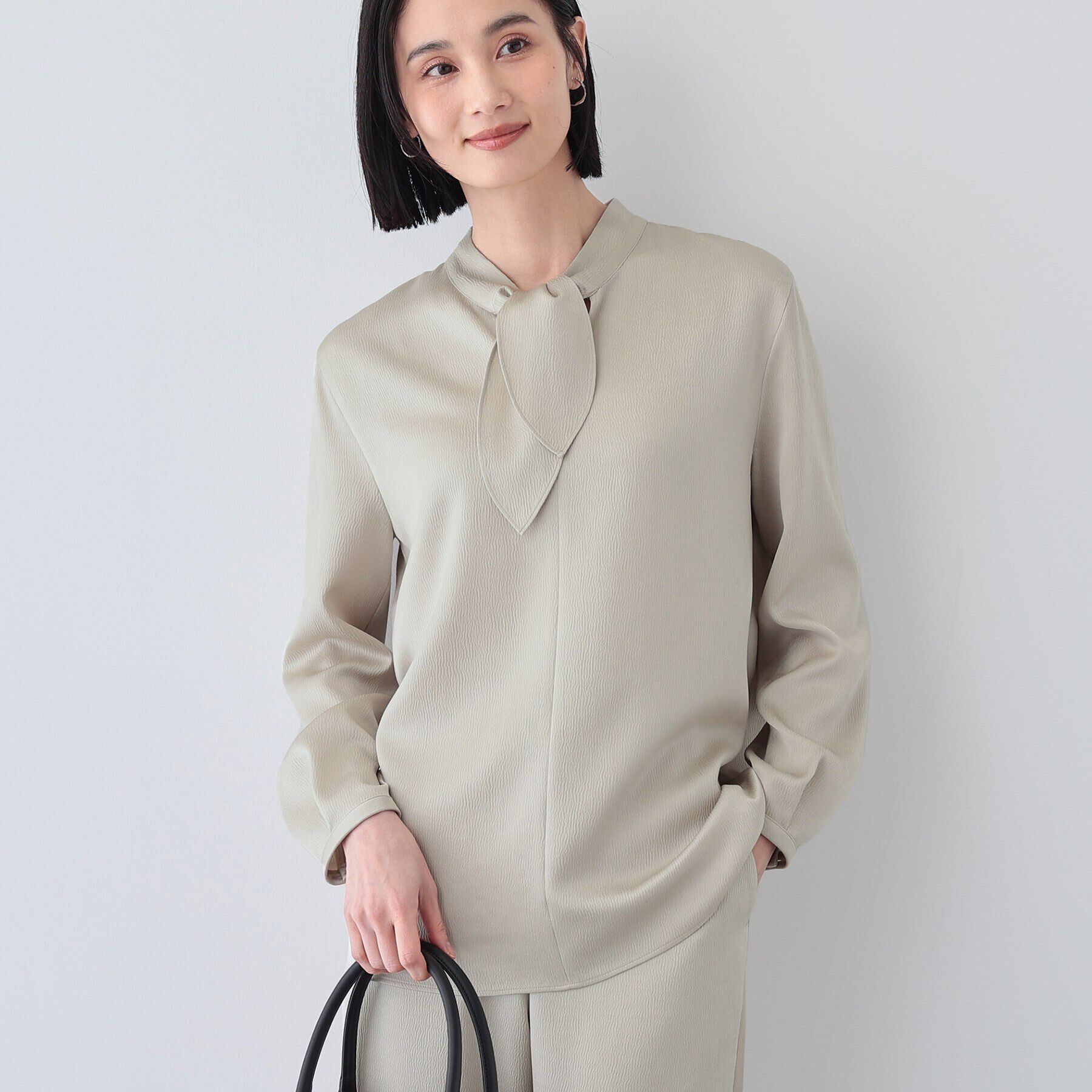 INDIVI「【日本製／SETUP可能】スカーフデザインブラウス」|シャツ・ブラウス|ライトベージュ(05