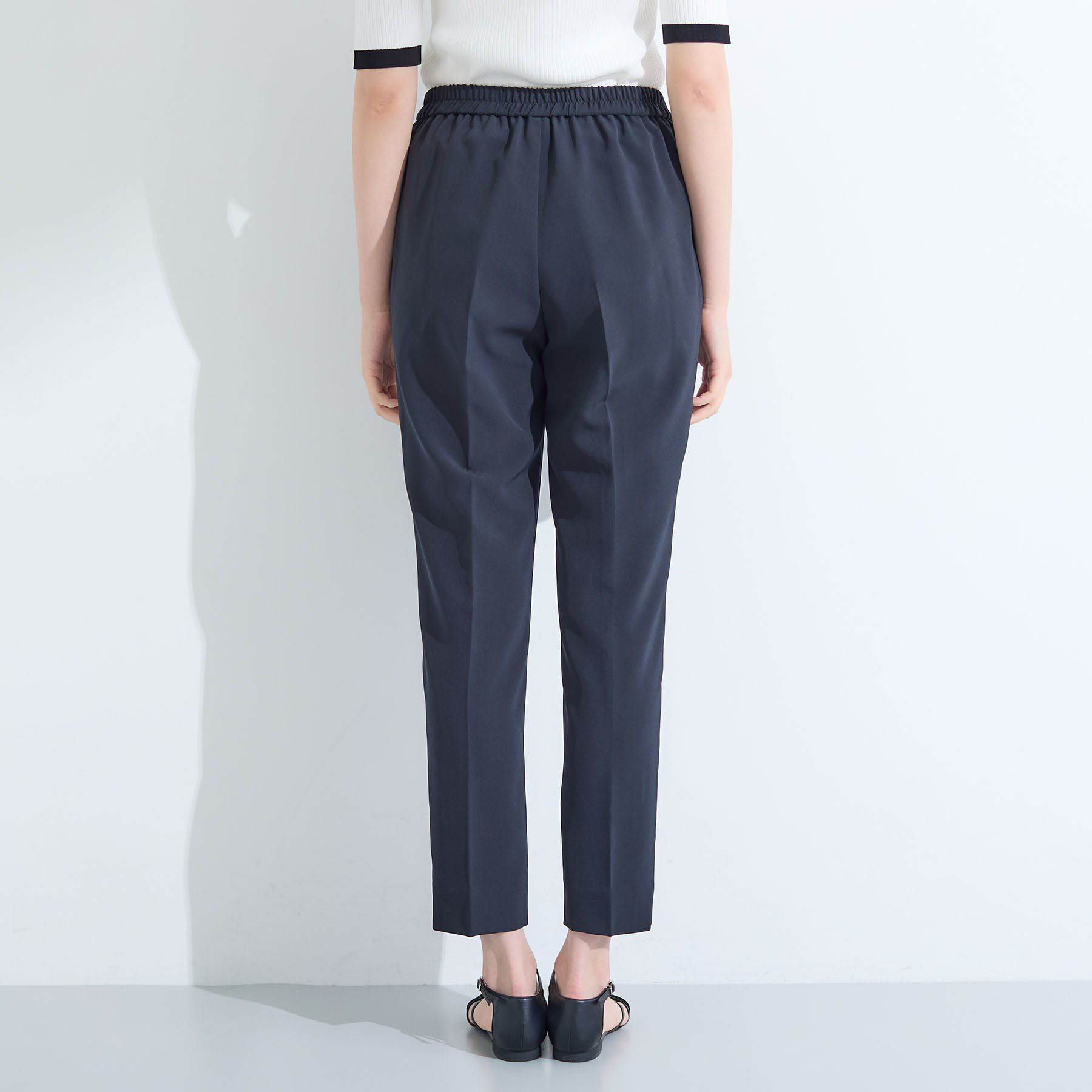 INDIVI「【洗える／UVケア】ストレッチ タックテーパードパンツ」|スーツ|