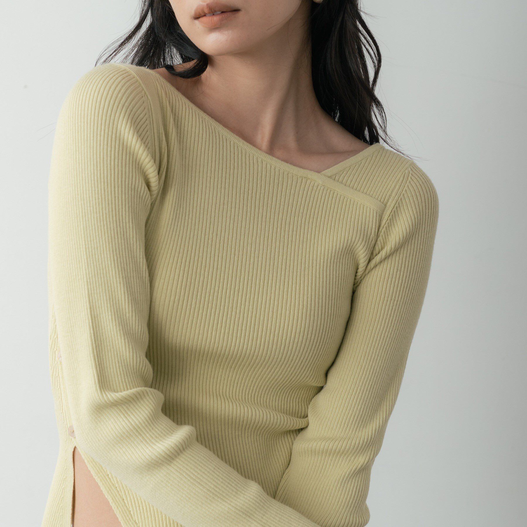 GALLEST「オフショルスリットリブニット」|ニット・セーター|