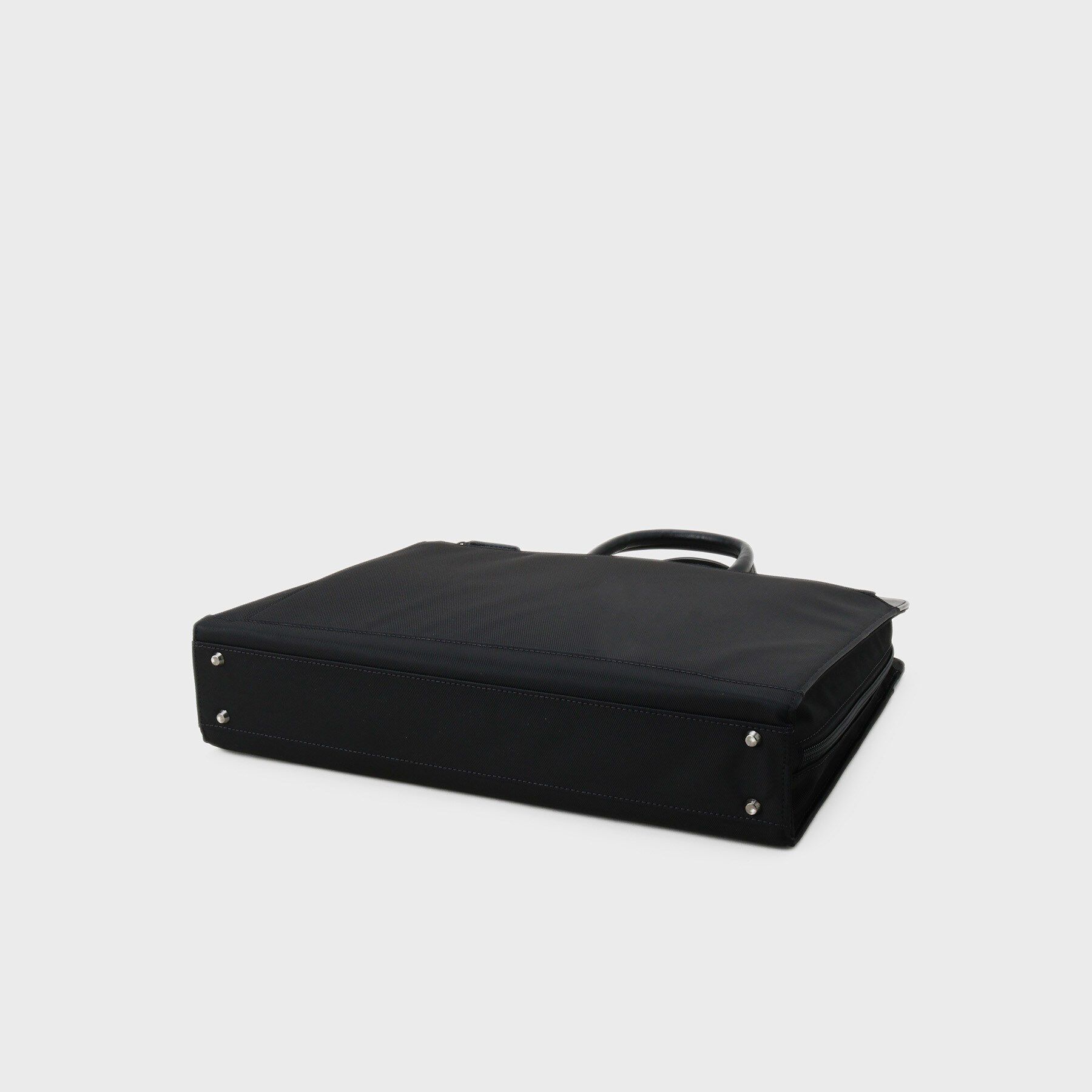 TAKEO KIKUCHI「ベーシックビジネスブリーフ」|ビジネスバッグ|