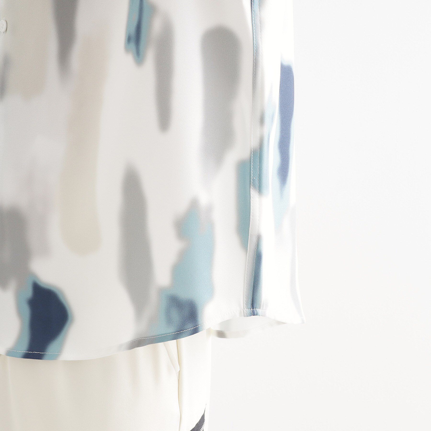 tk.TAKEO KIKUCHI「梨地ボカシプリントシャツ」|シャツ・ブラウス|