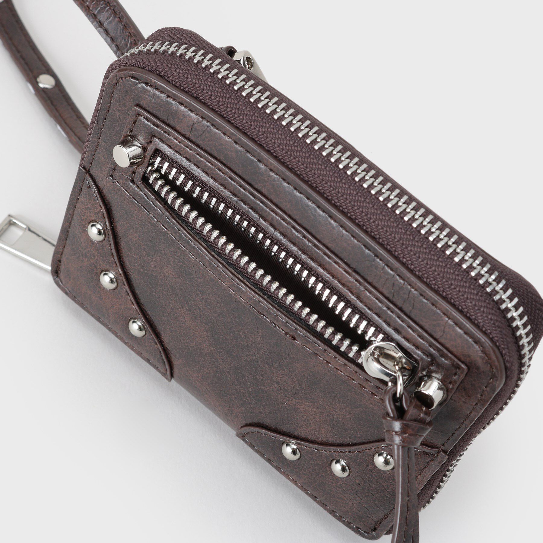 tk.TAKEO KIKUCHI「【FANCY SERIES】スタッズウォレット」|財布|