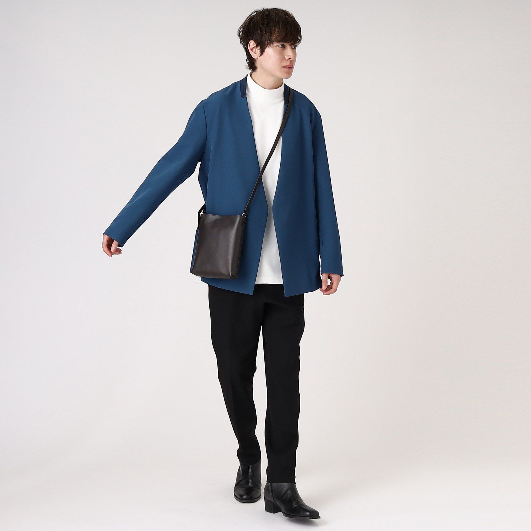 tk.TAKEO KIKUCHI「【WEB限定】リアルレザーショルダーポーチ」|ショルダー・メッセンジャー|