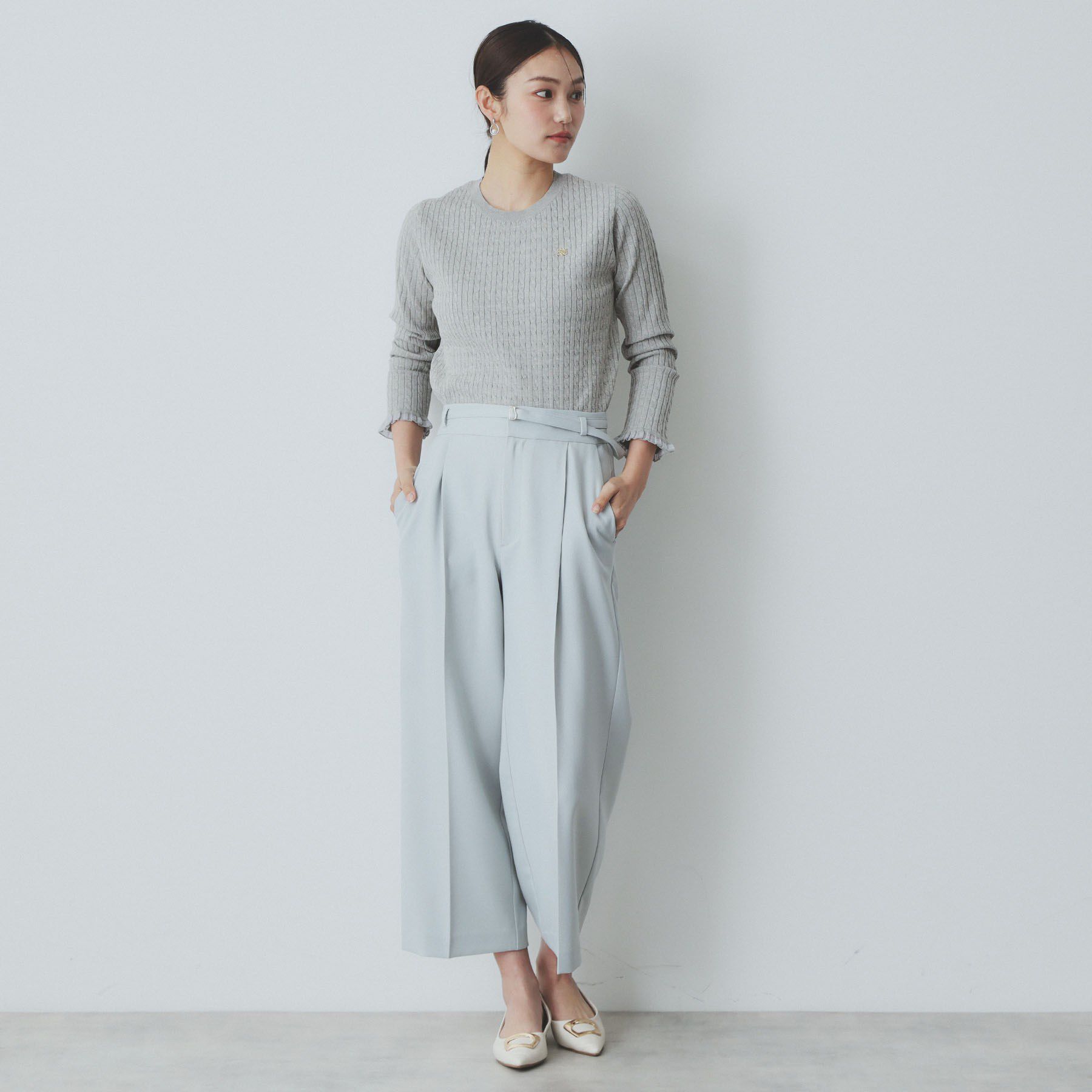 index「ゴールドモチーフ付きケーブルニット【洗濯機洗い可】」|ニット・セーター|