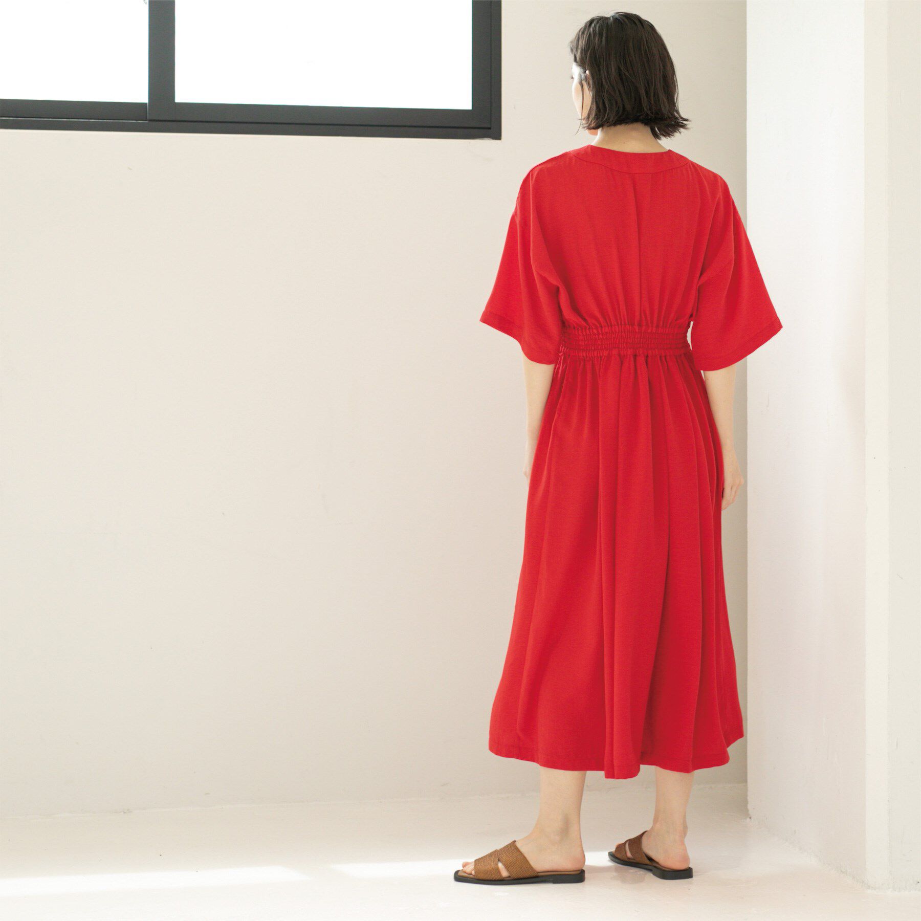 OPAQUE.CLIP「シャーリングフィット＆フレアワンピース【洗濯機洗い可】」|ワンピース|