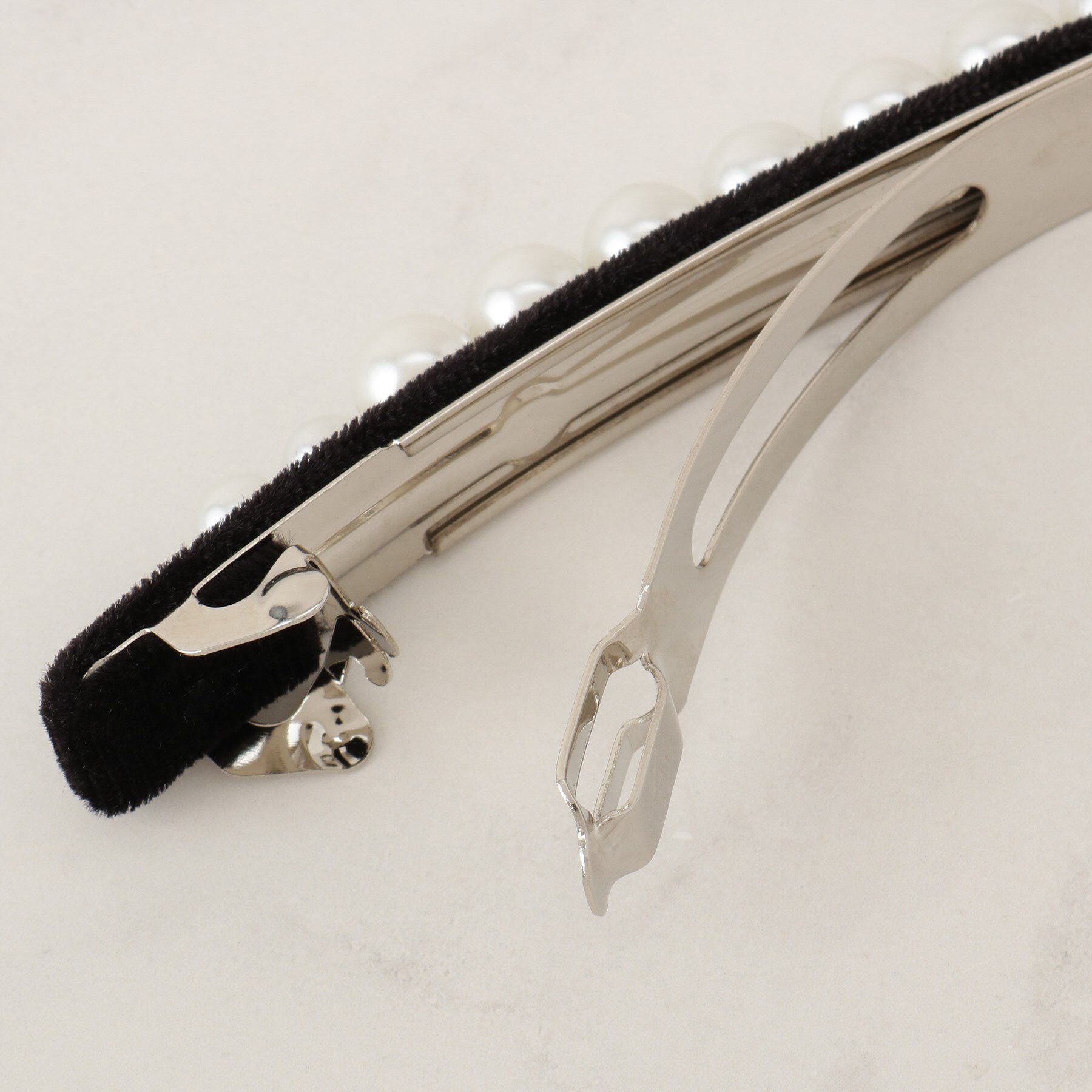 Couture broach「ベロアフェイクパールバレッタ」|その他|