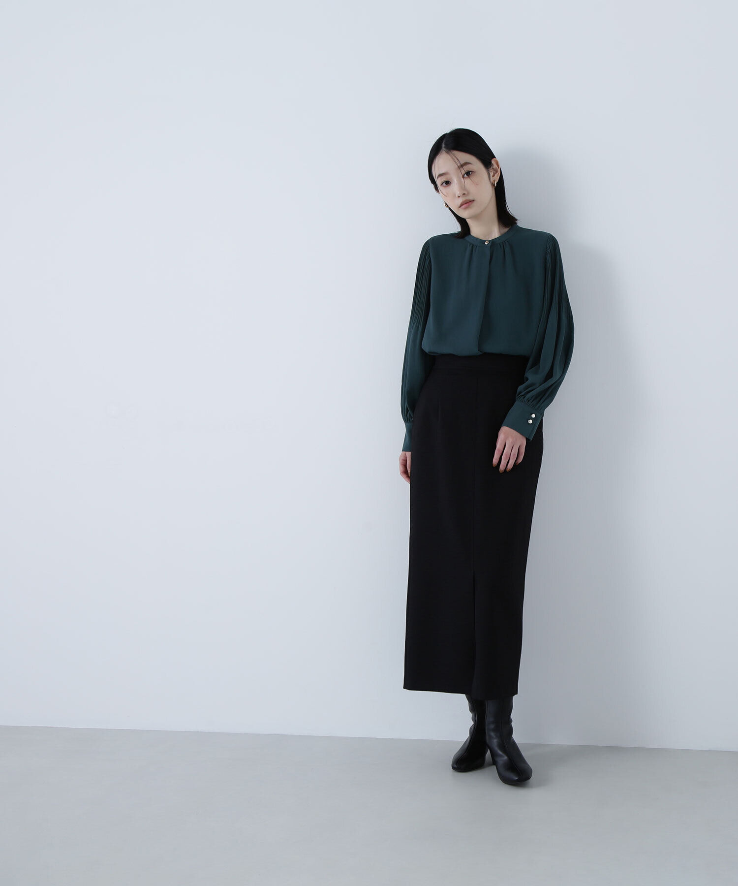  「ウーリッシュカルゼシリーズ ナロースカート」|スカート|