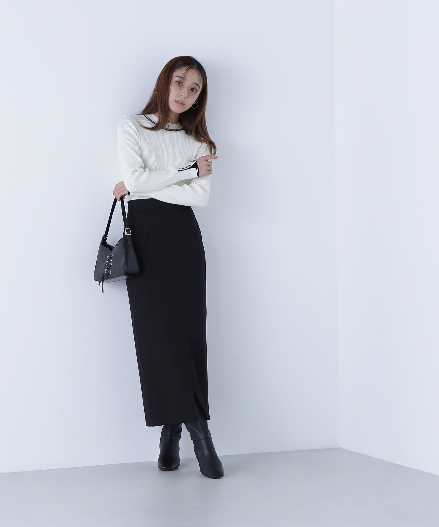  「ウーリッシュカルゼシリーズ ナロースカート」|スカート|