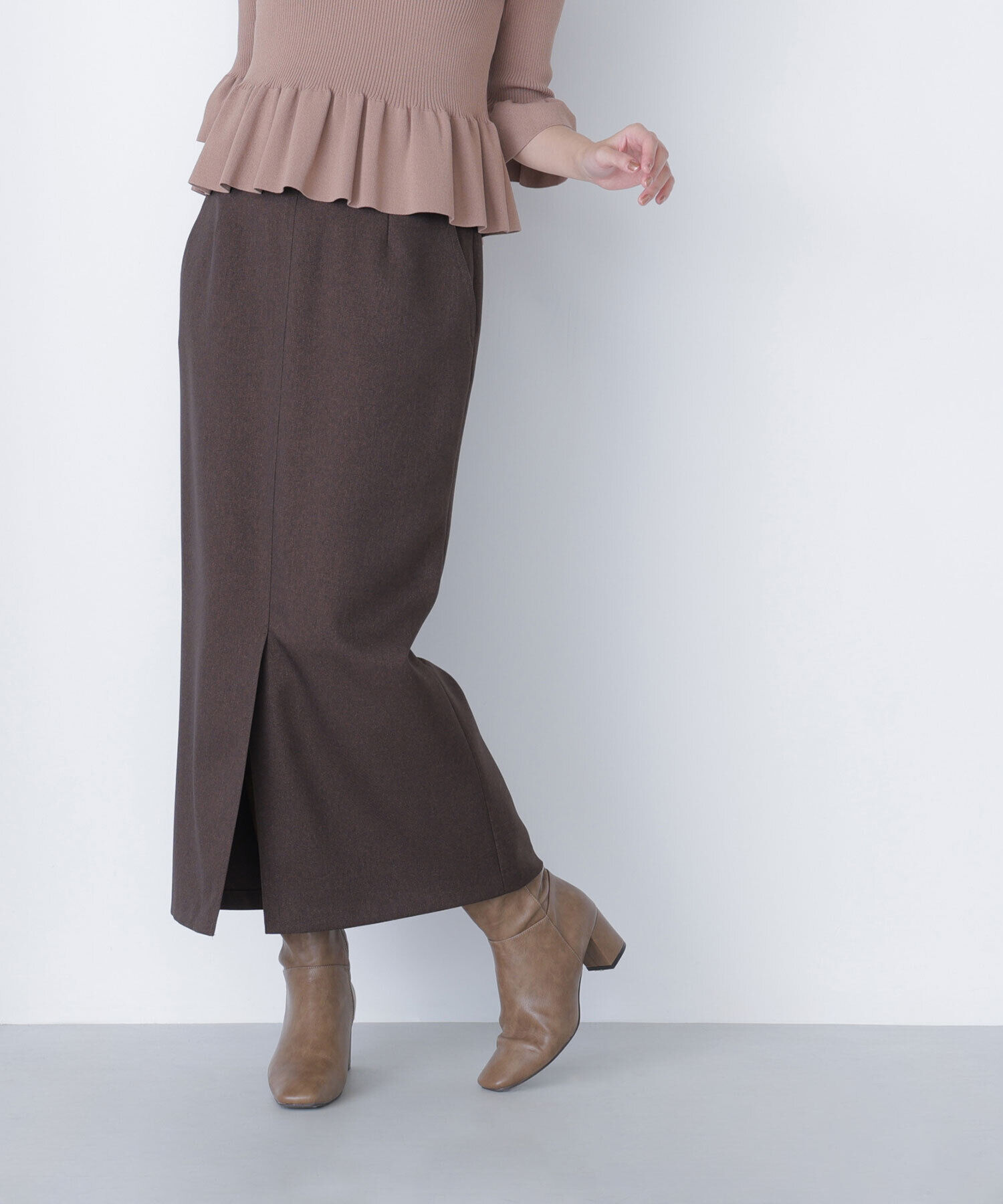  「ウーリッシュカルゼシリーズ ナロースカート」|スカート|