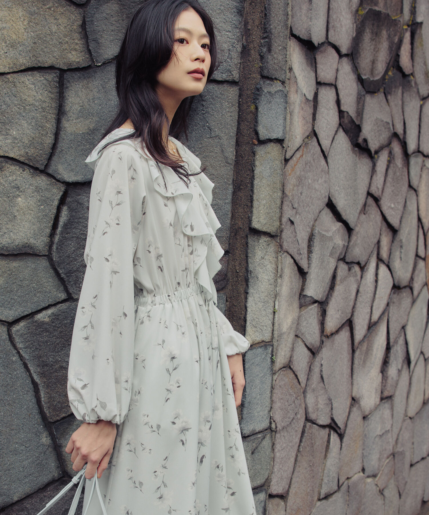  「ラッフルフラワープリントワンピース」|ワンピース|ミントグレー2