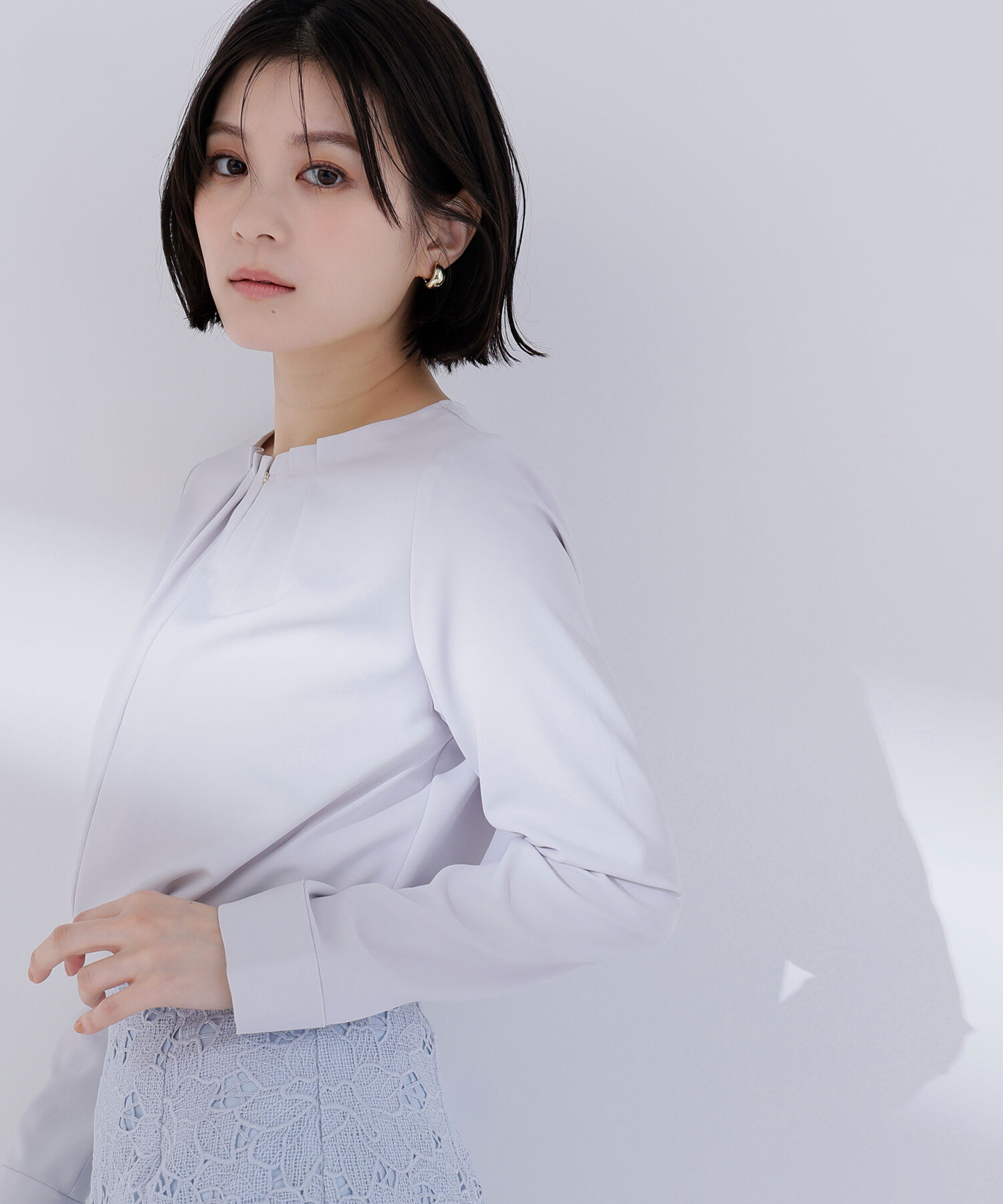  「ネックタックブラウス」|シャツ・ブラウス|